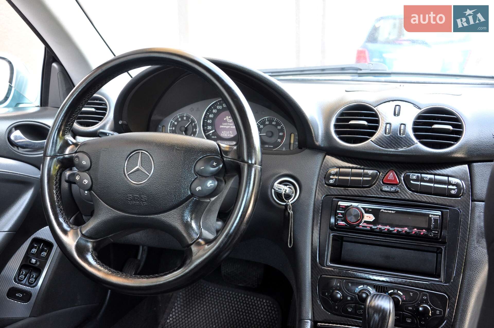 Mercedes-Benz CLK-Class 2003 VIN WDB2093611F007640 фото оголошення 23 з 34