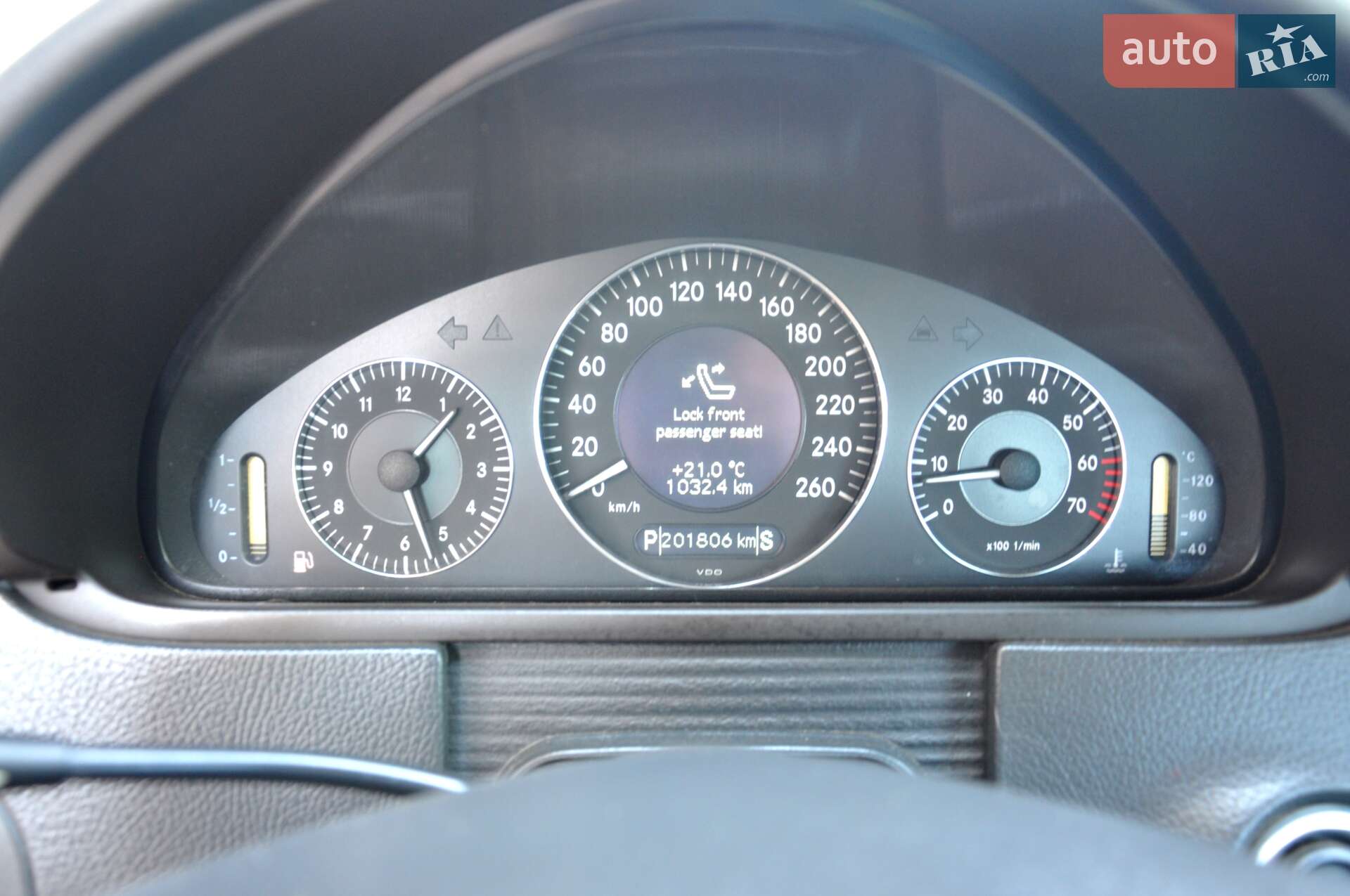 Mercedes-Benz CLK-Class 2003 VIN WDB2093611F007640 фото оголошення 27 з 34