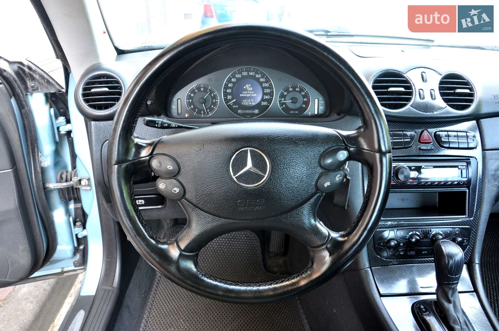 Mercedes-Benz CLK-Class 2003 VIN WDB2093611F007640 фото оголошення 28 з 34