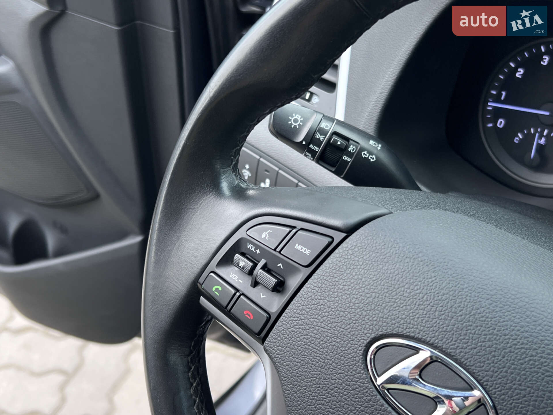 Hyundai Tucson 2016 VIN KM8J3CA24GU247288 фото оголошення 28 з 50