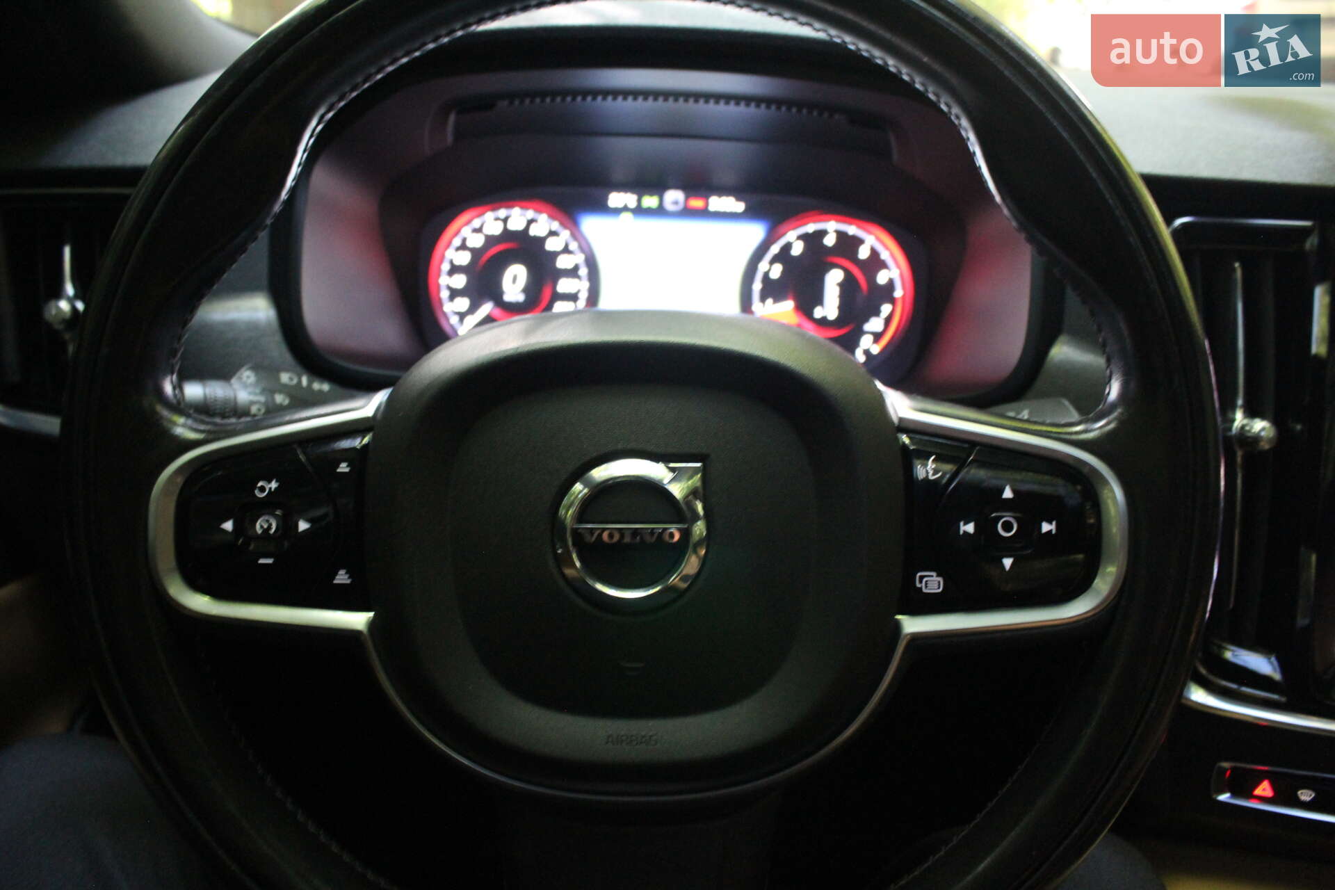 Volvo S90 2016 VIN YV1A22MK6H1010277 фото оголошення 40 з 60