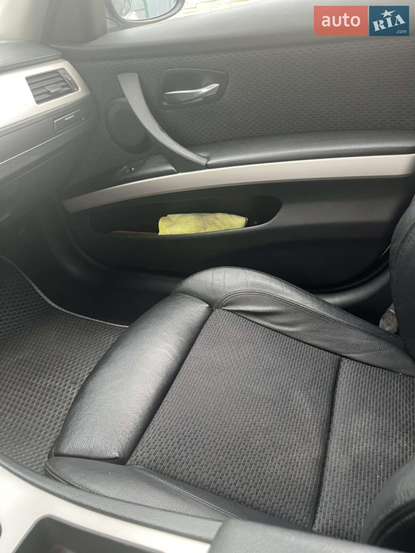 BMW 3 Series 2012 VIN WBAUY310X0F468211 фото оголошення 4 з 16