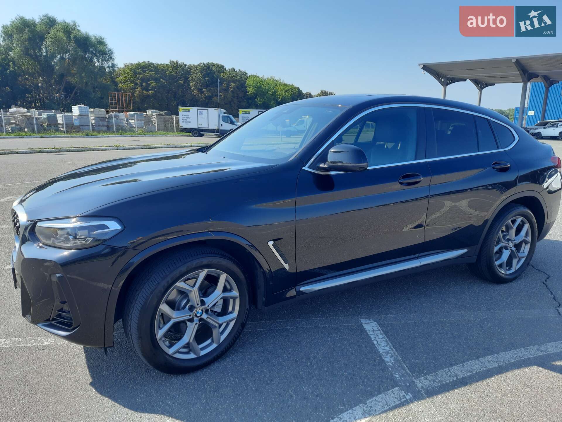 BMW X4 2024 VIN 5UX33DT04R9W14970 фото оголошення 2 з 32