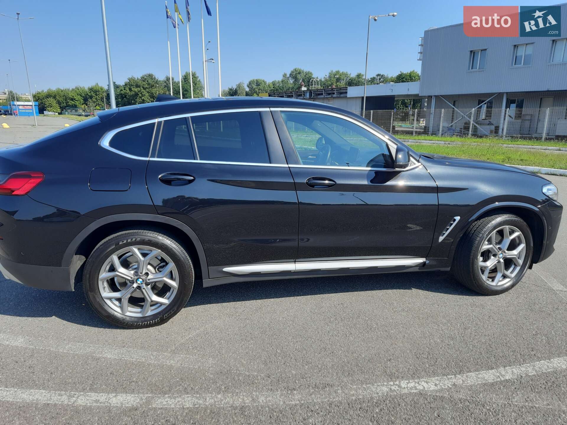 BMW X4 2024 VIN 5UX33DT04R9W14970 фото оголошення 10 з 32