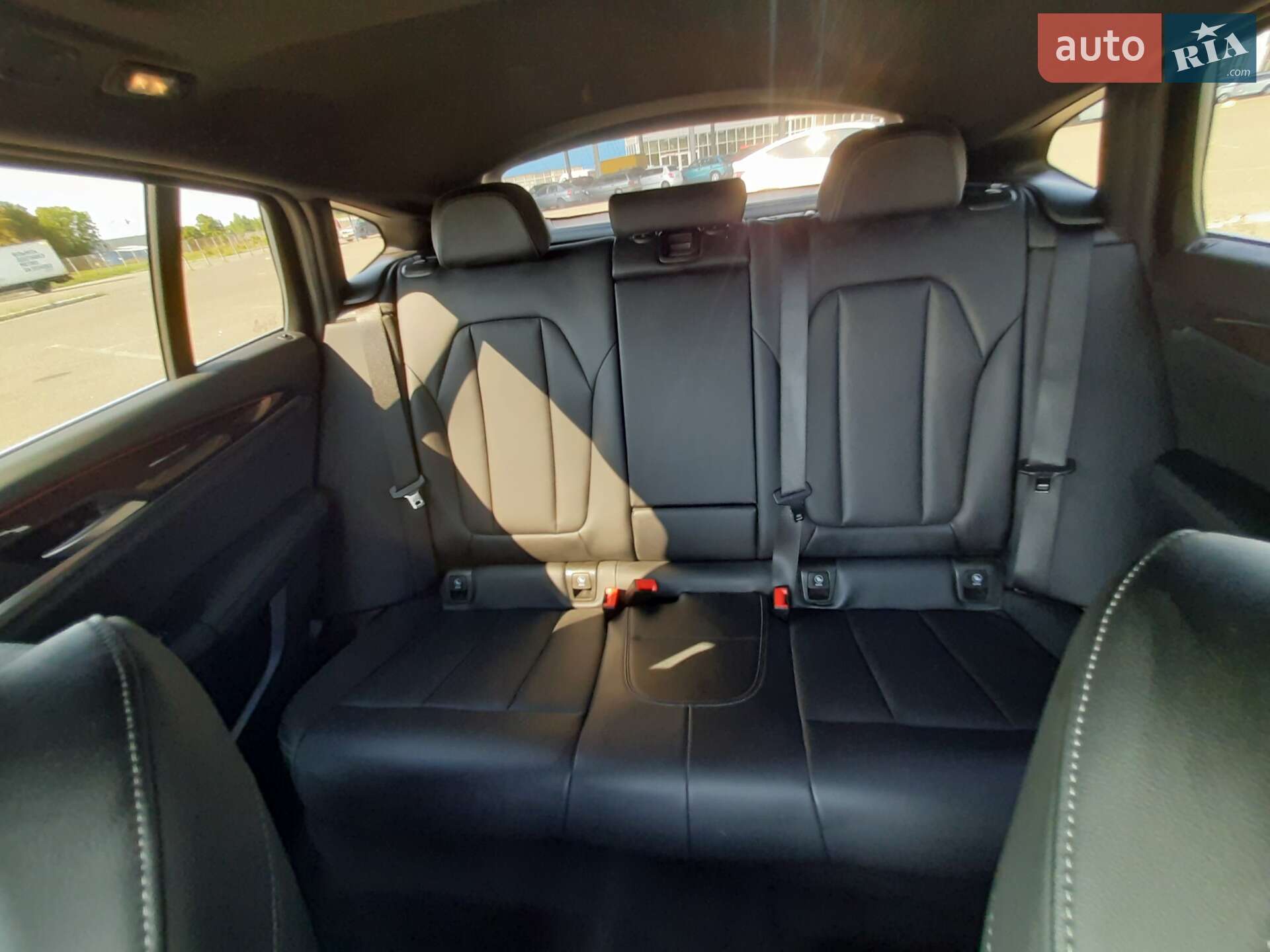 BMW X4 2024 VIN 5UX33DT04R9W14970 фото оголошення 28 з 32