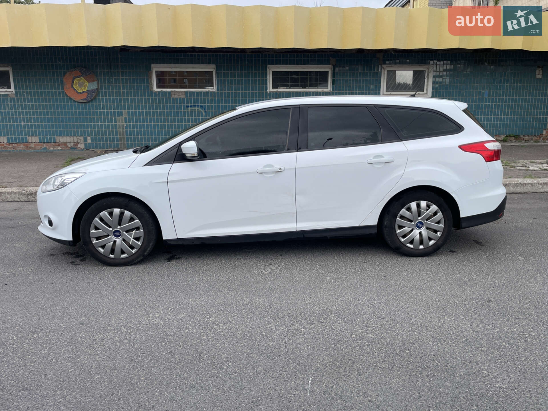 Ford Focus 2013 VIN WF0LXXGCBLDR11276 фото оголошення 6 з 20