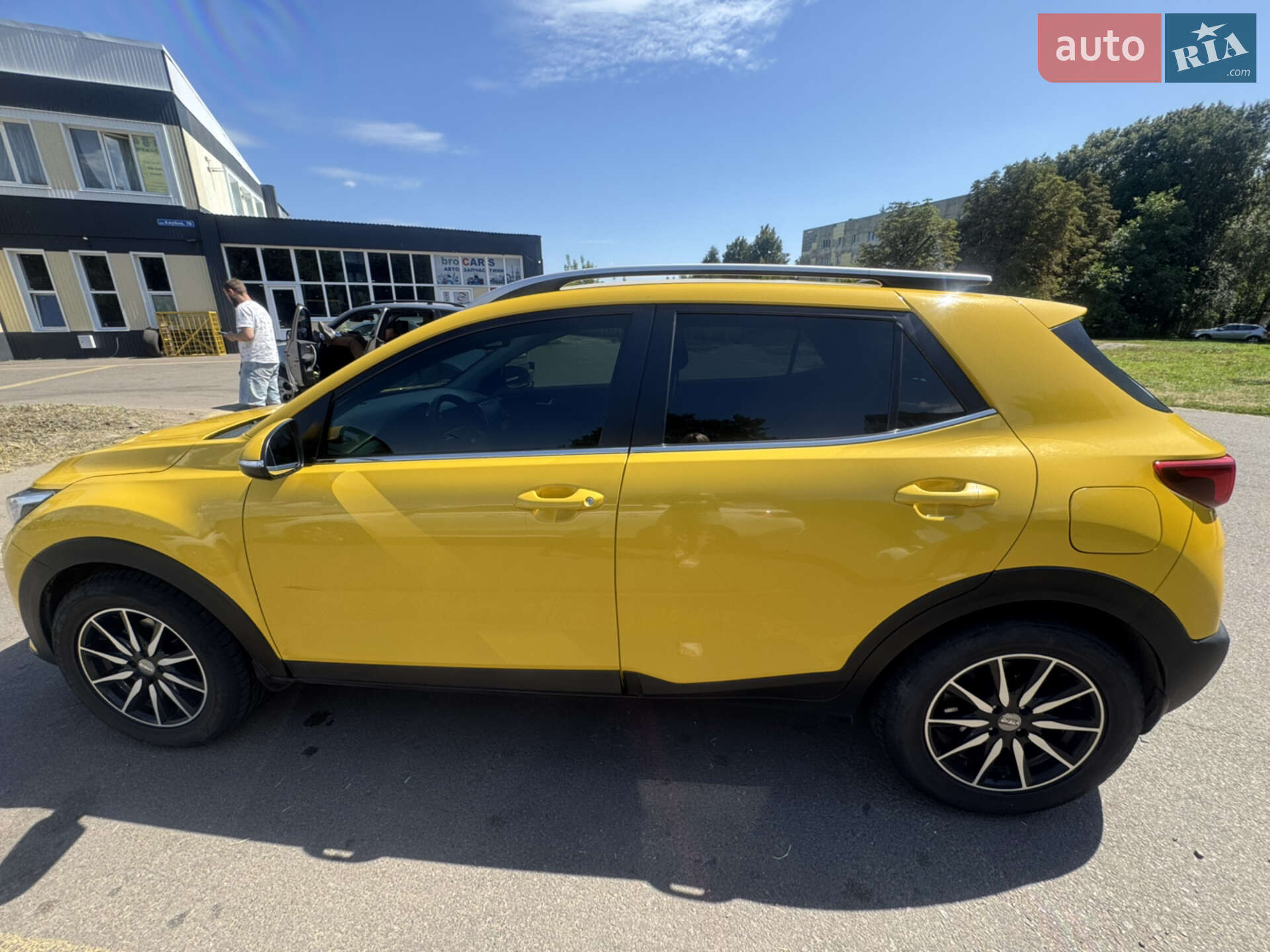 Kia Stonic 2018 VIN KNAD6814AJ6146383 фото оголошення 3 з 21