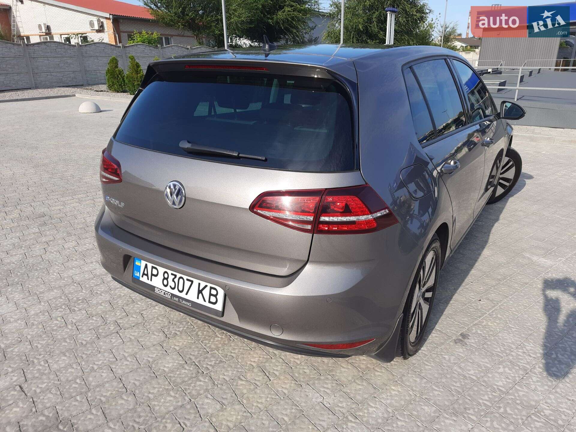 Volkswagen e-Golf 2015 VIN WVWZZZAUZFW907031 фото оголошення 3 з 33