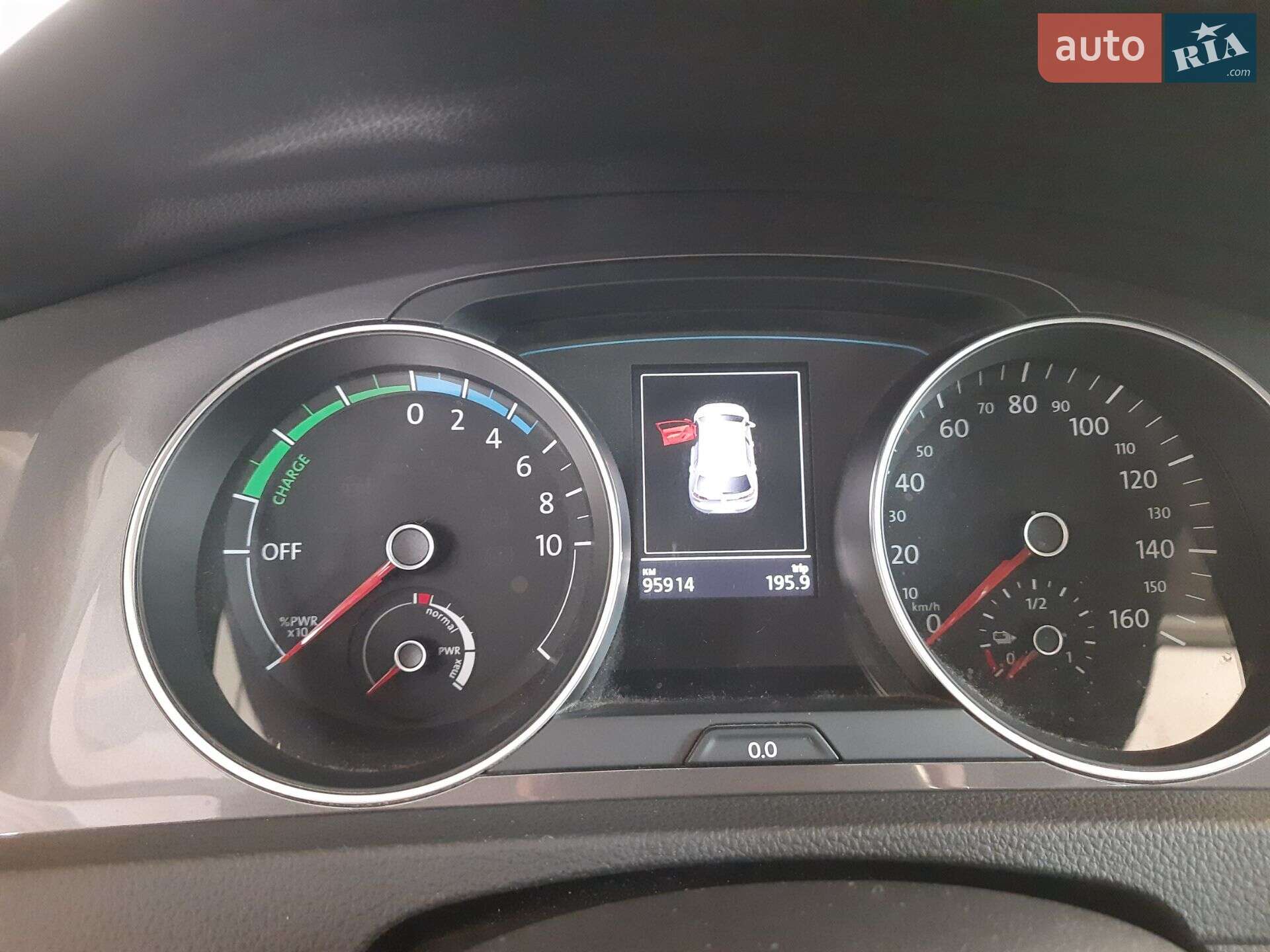 Volkswagen e-Golf 2015 VIN WVWZZZAUZFW907031 фото оголошення 23 з 33