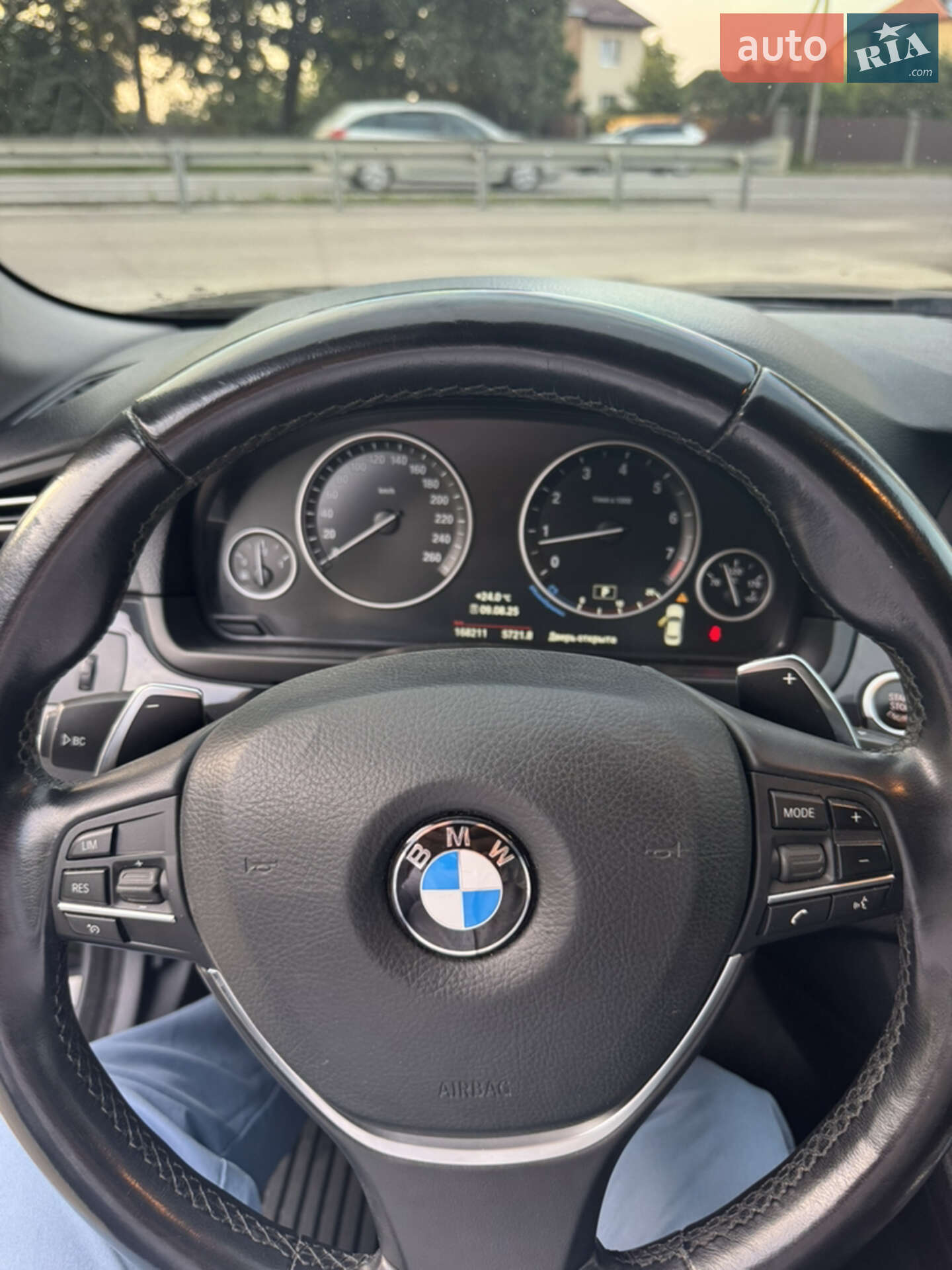 BMW 5 Series 2016 VIN WBA5A31070G368389 фото оголошення 18 з 31