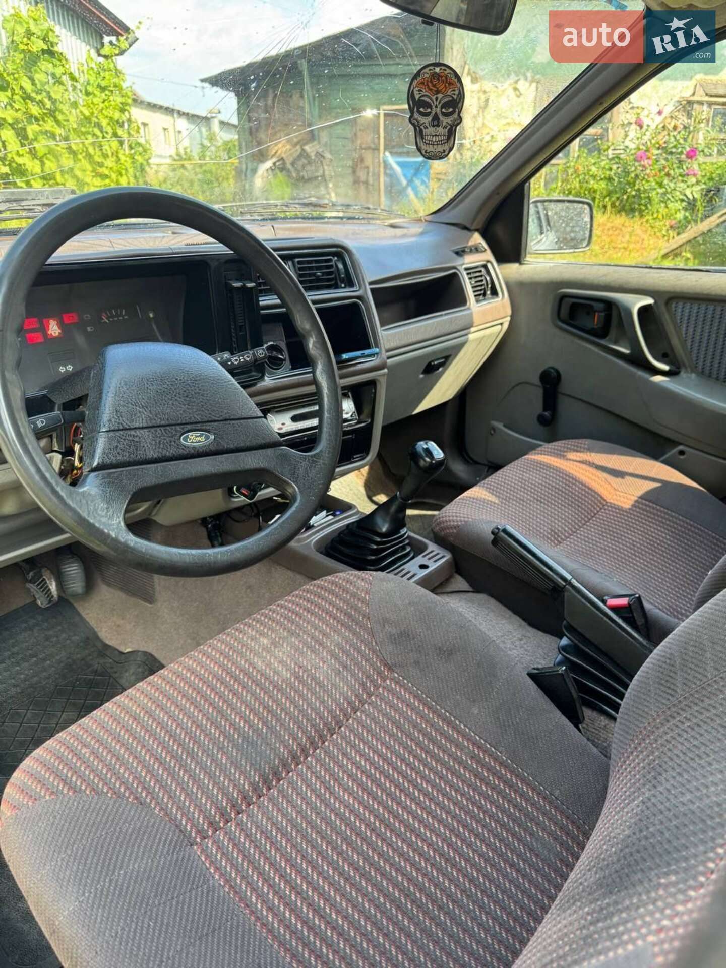 Ford Sierra 1985 VIN WF0AXXGBBAFA37173 фото оголошення 4 з 28