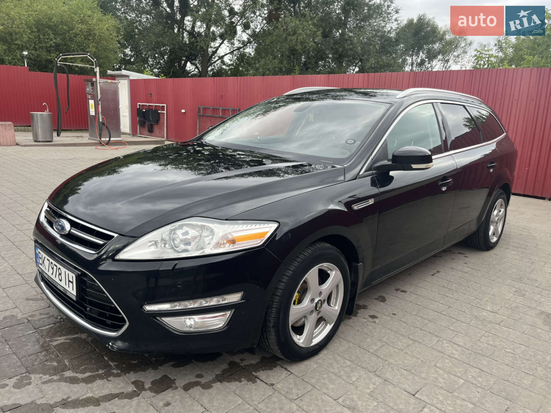 Ford Mondeo 2013 VIN WF0GXXGBBGDB27853 фото оголошення 2 з 26