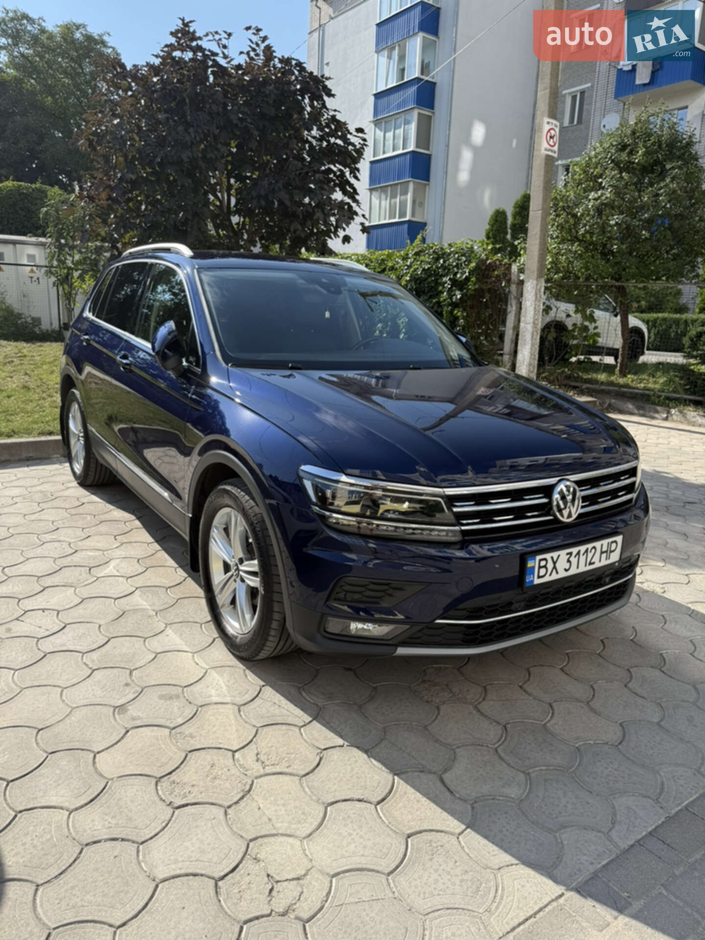 Volkswagen Tiguan 2020 VIN WVGZZZ5NZLW415807 фото оголошення 2 з 25