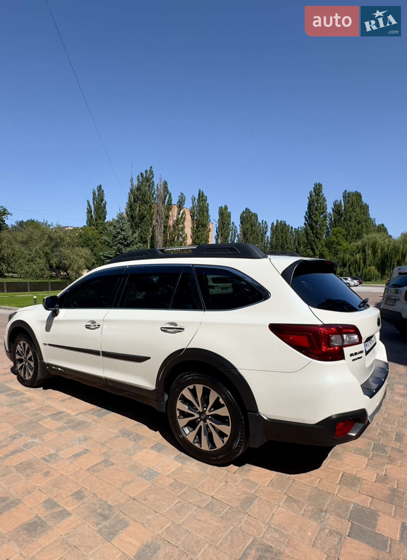 Subaru Outback 2017 VIN JF1BS9LC2HG122628 фото оголошення 2 з 55