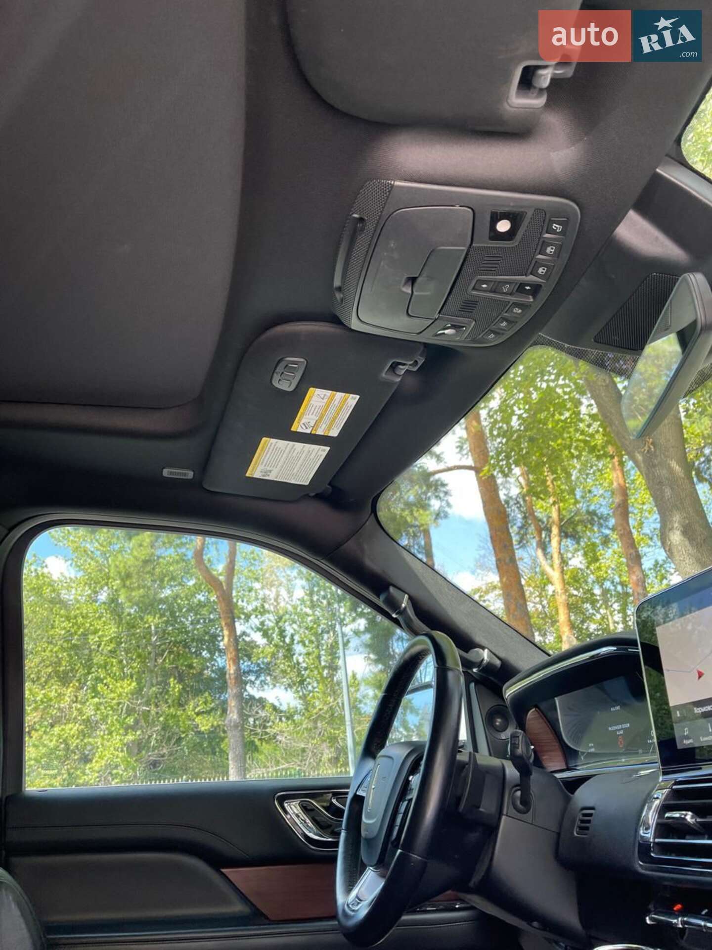 Lincoln Navigator 2019 VIN 5LMJJ2LT1LEL00178 фото оголошення 21 з 25