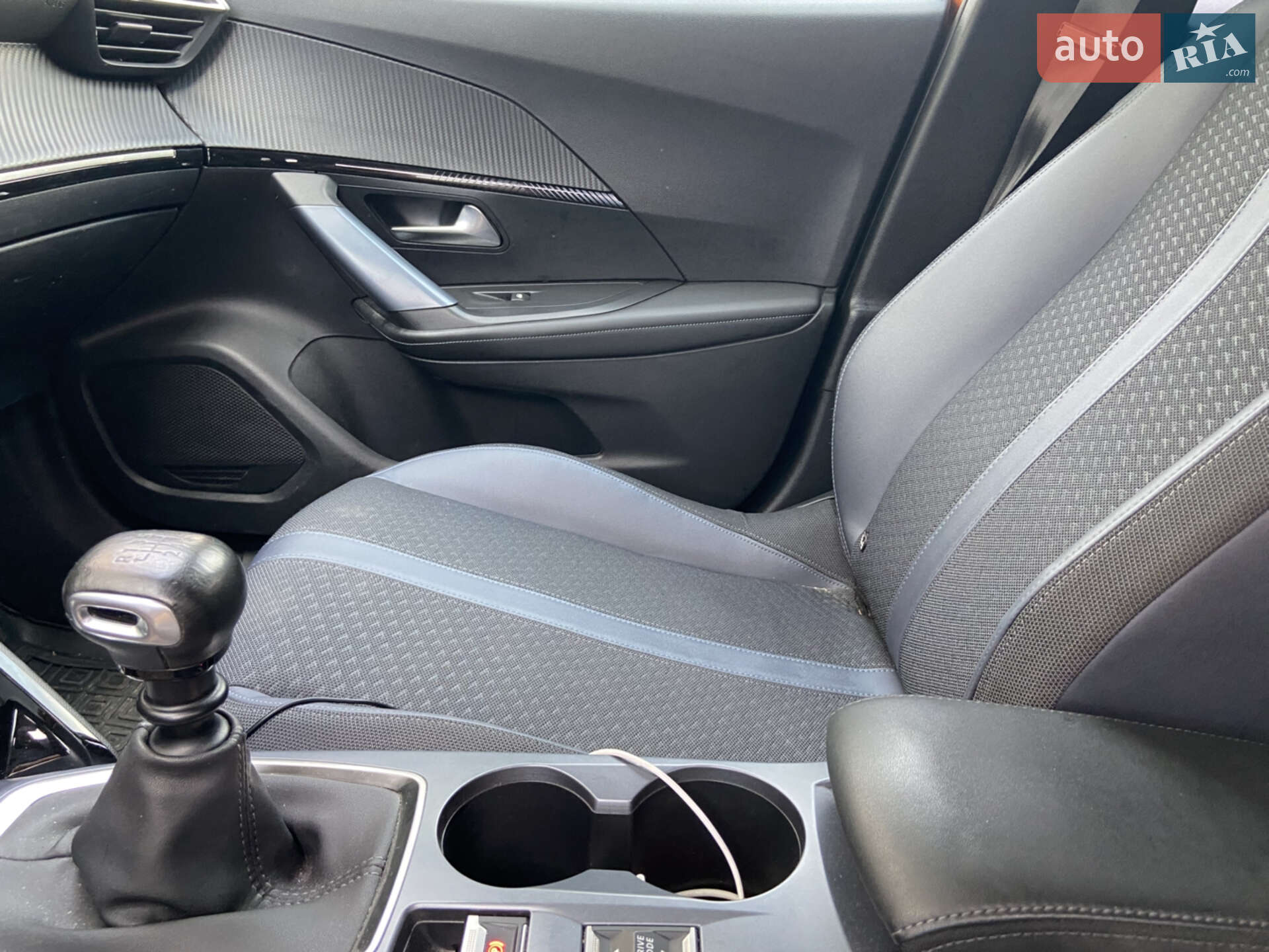 Peugeot 2008 2020 VIN VR3USHNSKLJ548506 фото оголошення 5 з 5