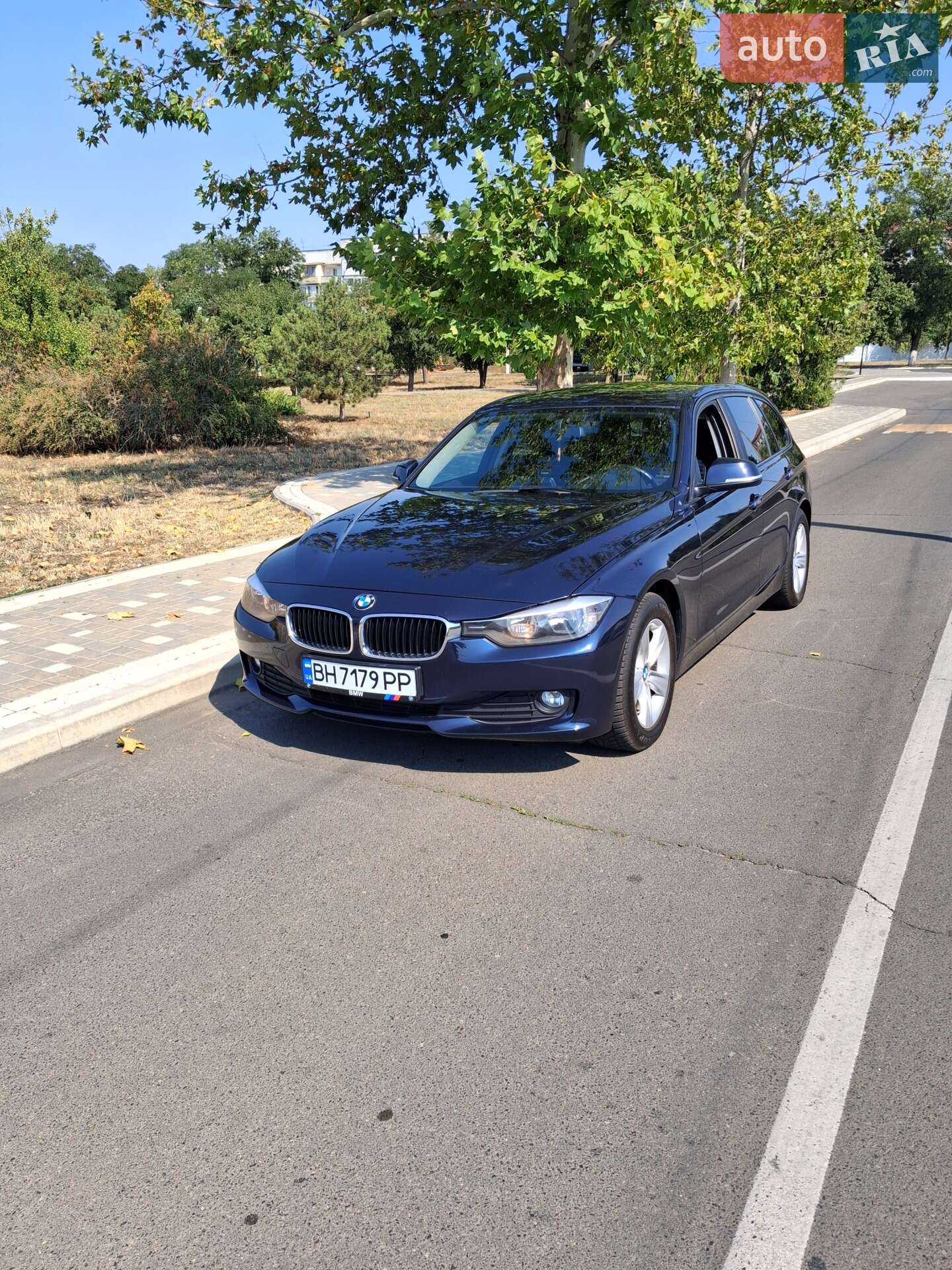 BMW 3 Series 2014 VIN WBA3K11050F858781 фото оголошення 2 з 39