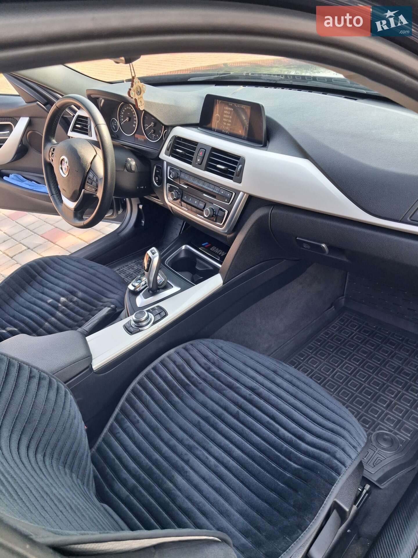 BMW 3 Series 2014 VIN WBA3K11050F858781 фото оголошення 16 з 39