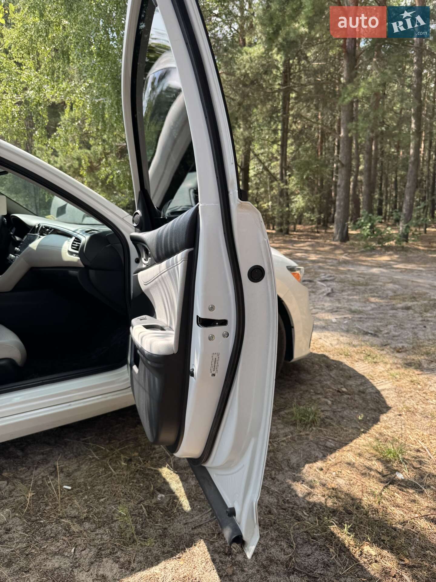 Honda Insight 2018 VIN 19XZE4F57KE004348 фото оголошення 26 з 68
