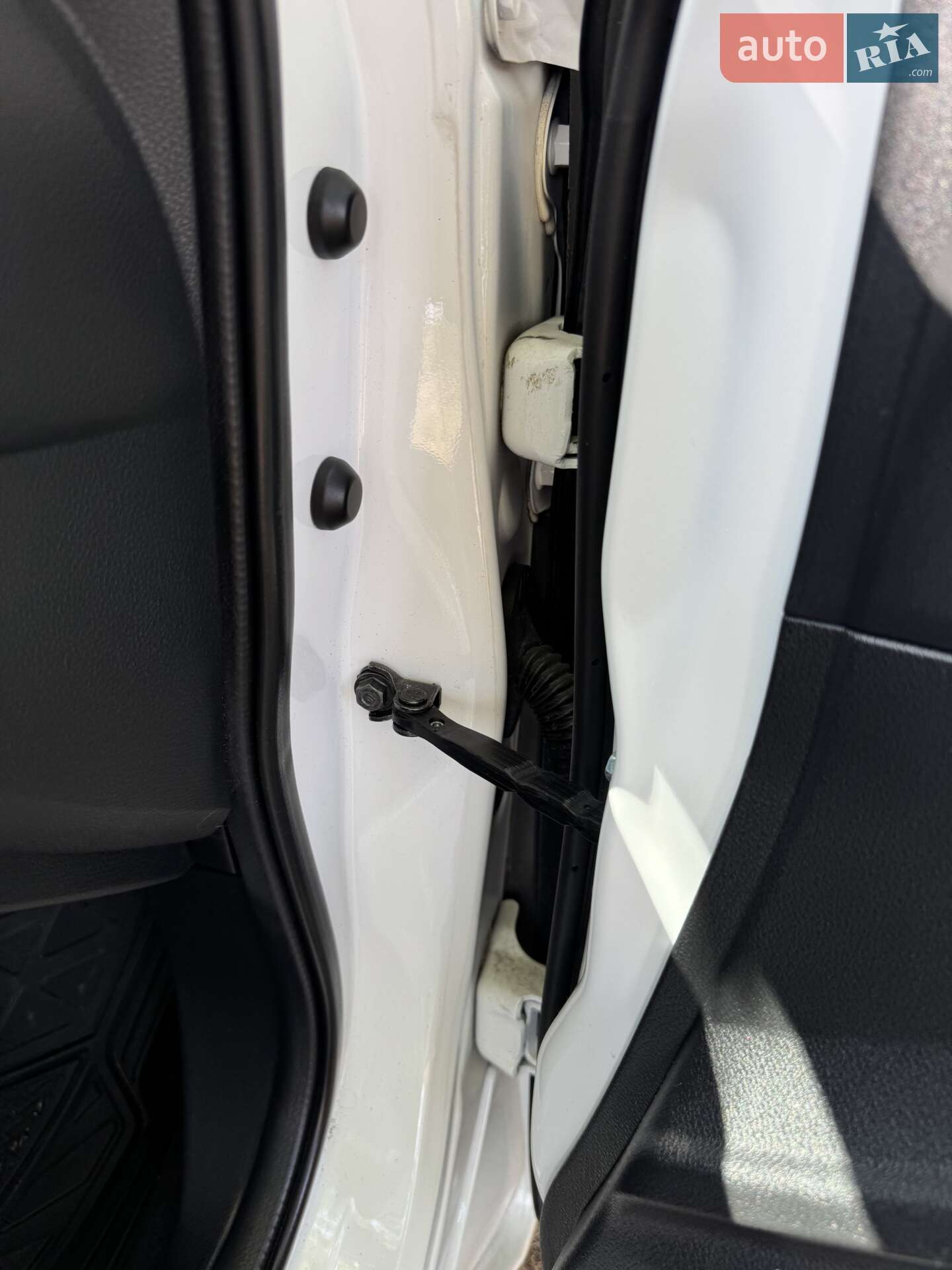 Honda Insight 2018 VIN 19XZE4F57KE004348 фото оголошення 36 з 68