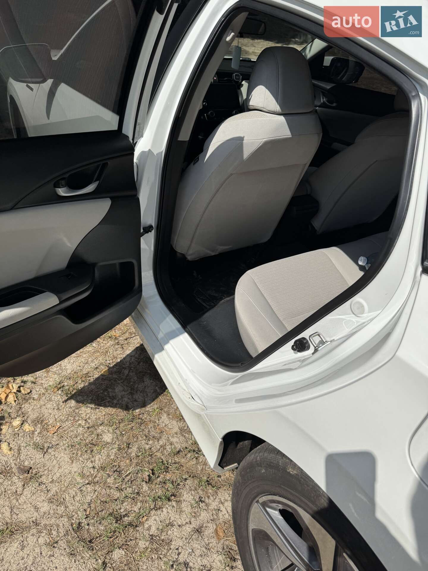 Honda Insight 2018 VIN 19XZE4F57KE004348 фото оголошення 51 з 68