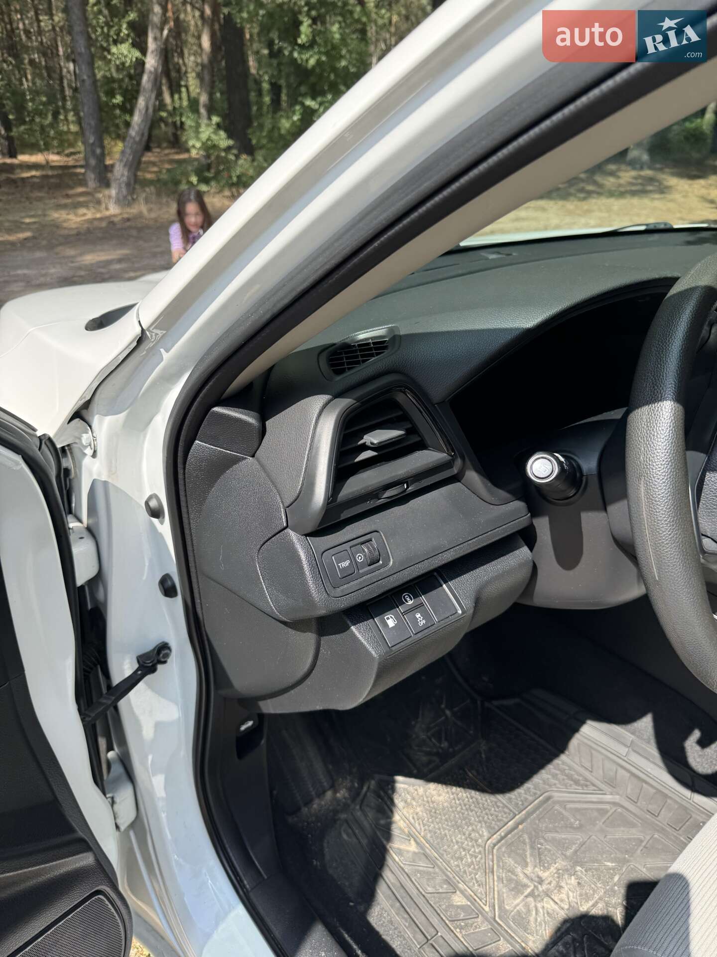 Honda Insight 2018 VIN 19XZE4F57KE004348 фото оголошення 60 з 68