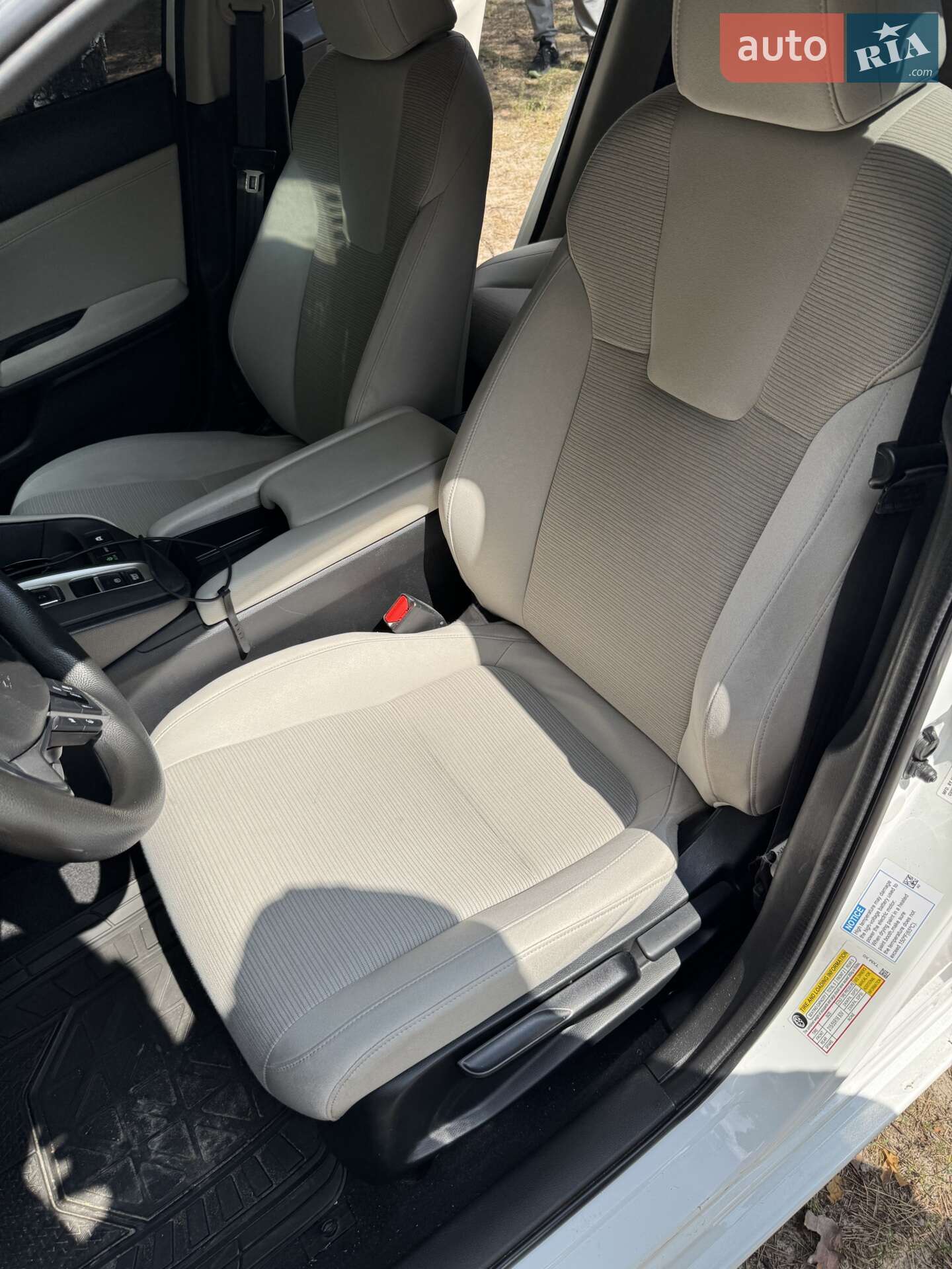 Honda Insight 2018 VIN 19XZE4F57KE004348 фото оголошення 65 з 68
