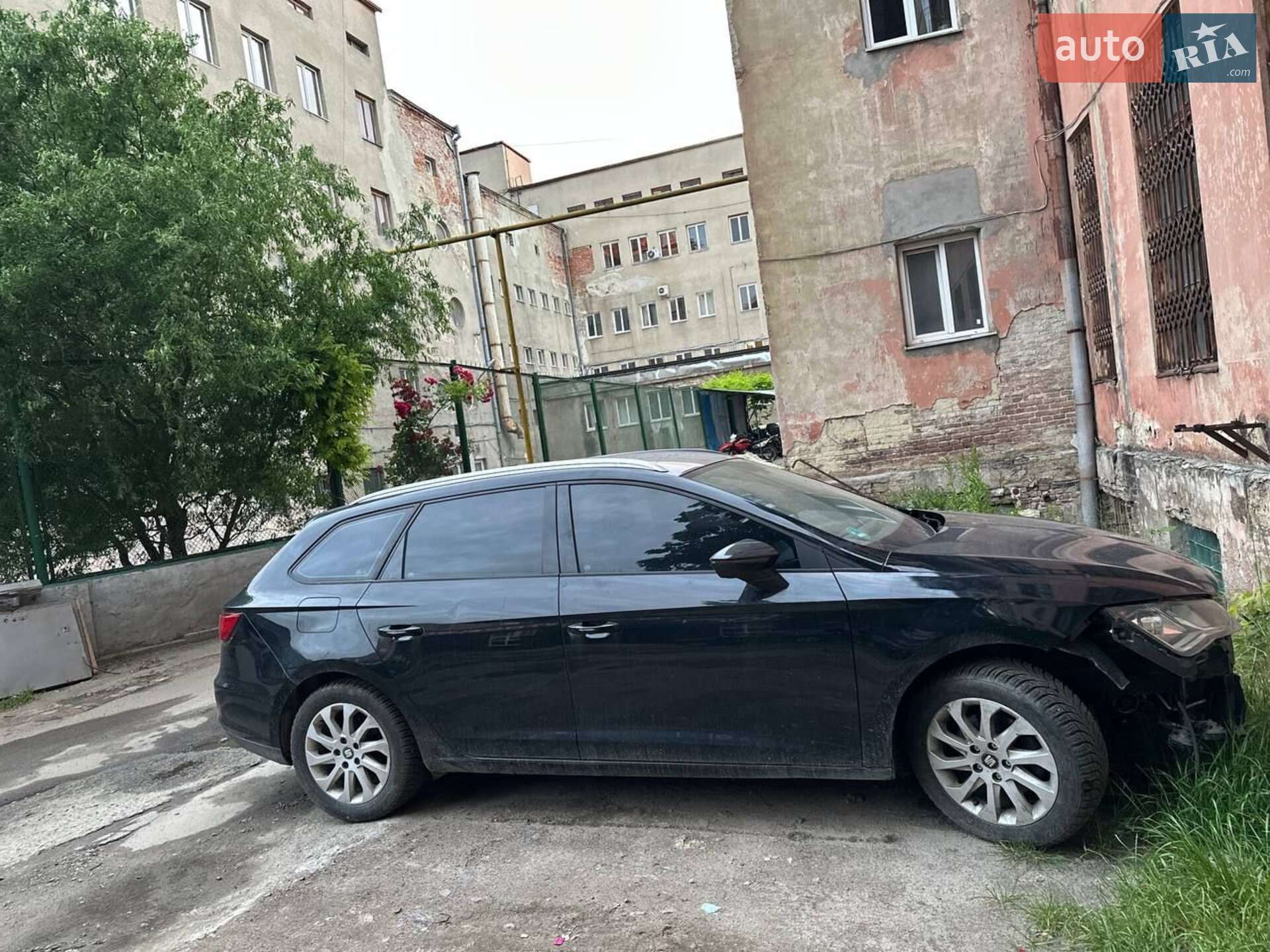 SEAT Leon 2016 VIN VSSZZZ5FZGR192819 фото оголошення 6 з 8