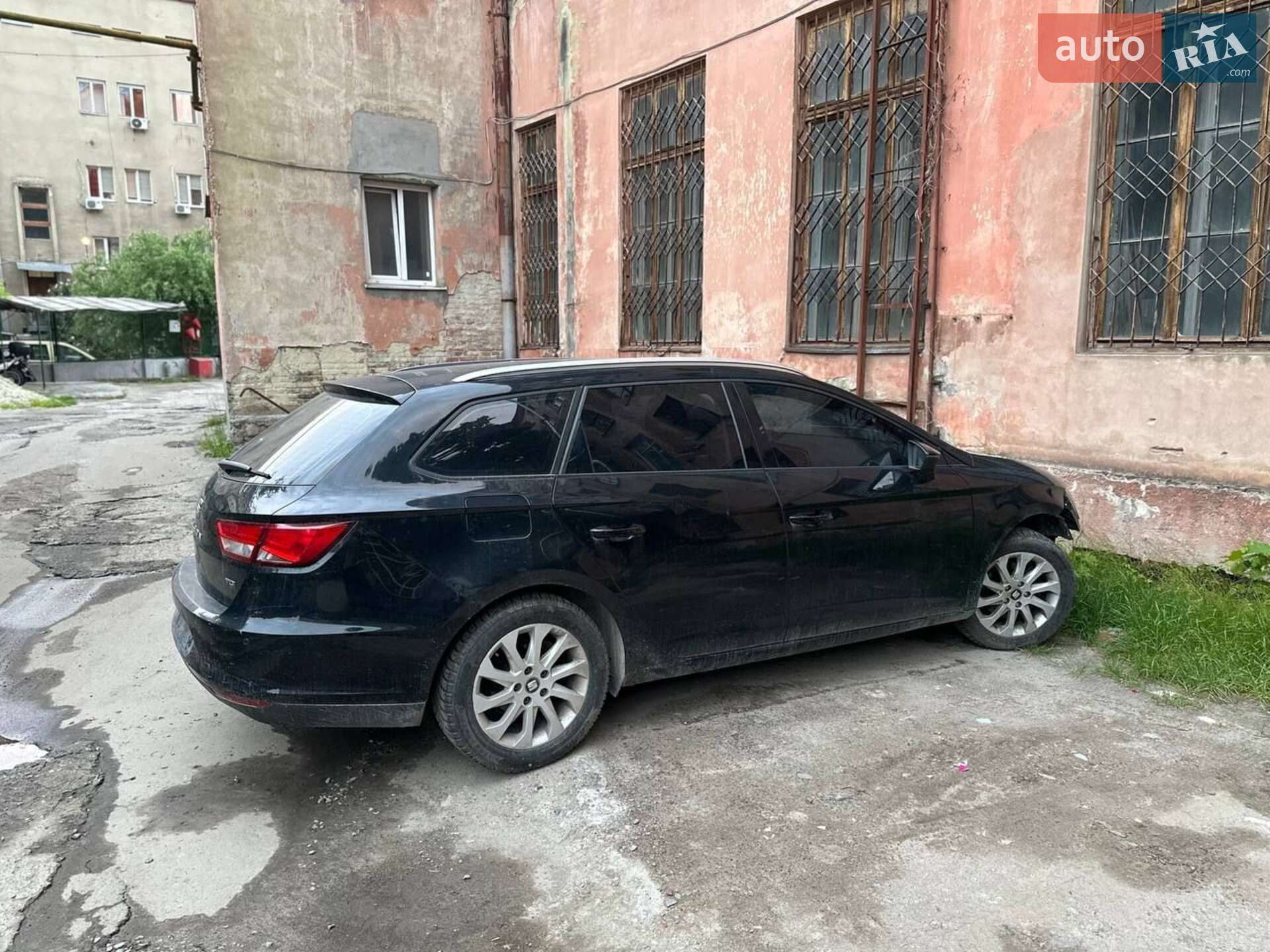SEAT Leon 2016 VIN VSSZZZ5FZGR192819 фото оголошення 8 з 8