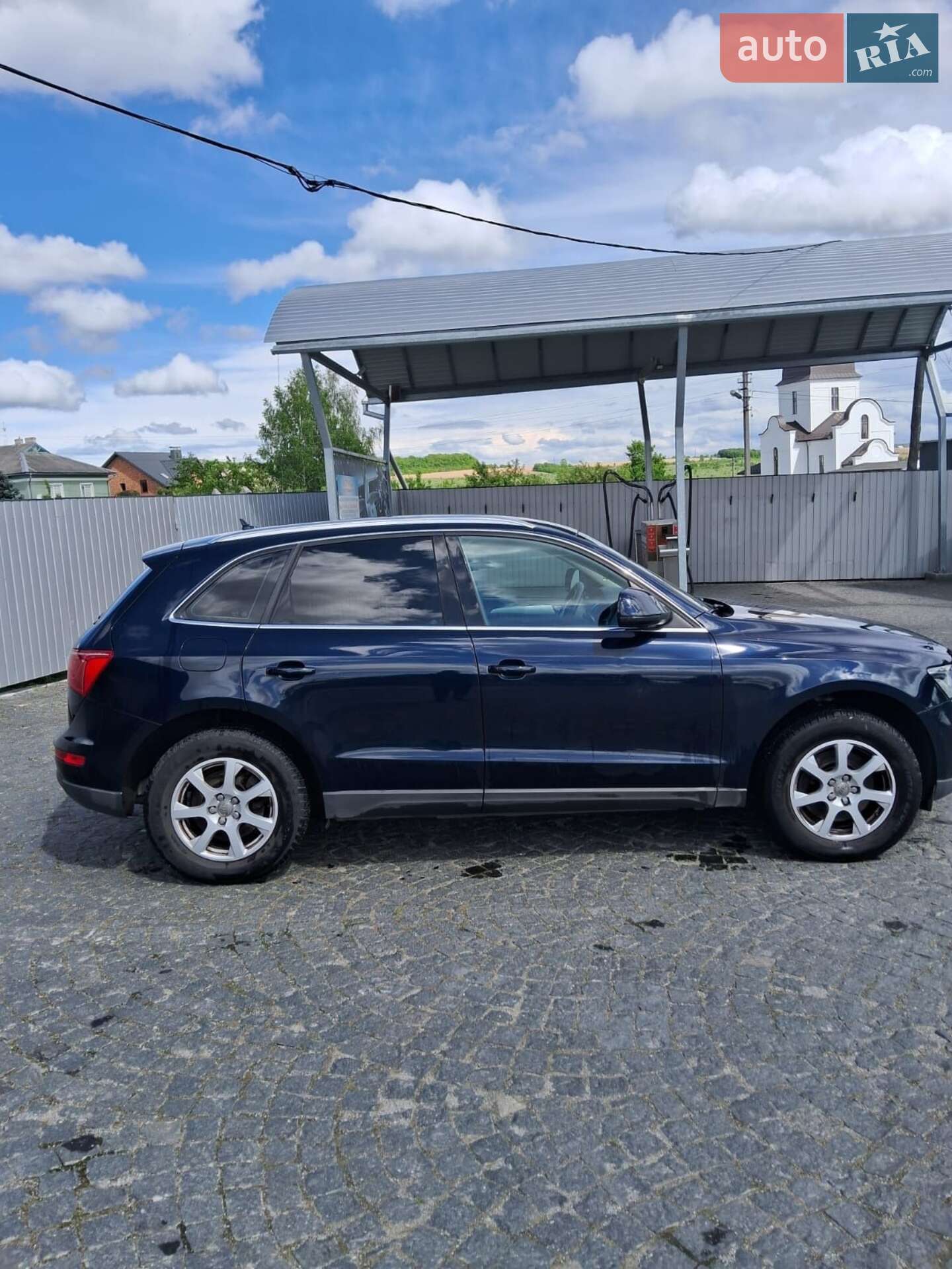 Audi Q5 2010 VIN WAUZZZ8R8BA016316 фото оголошення 3 з 15