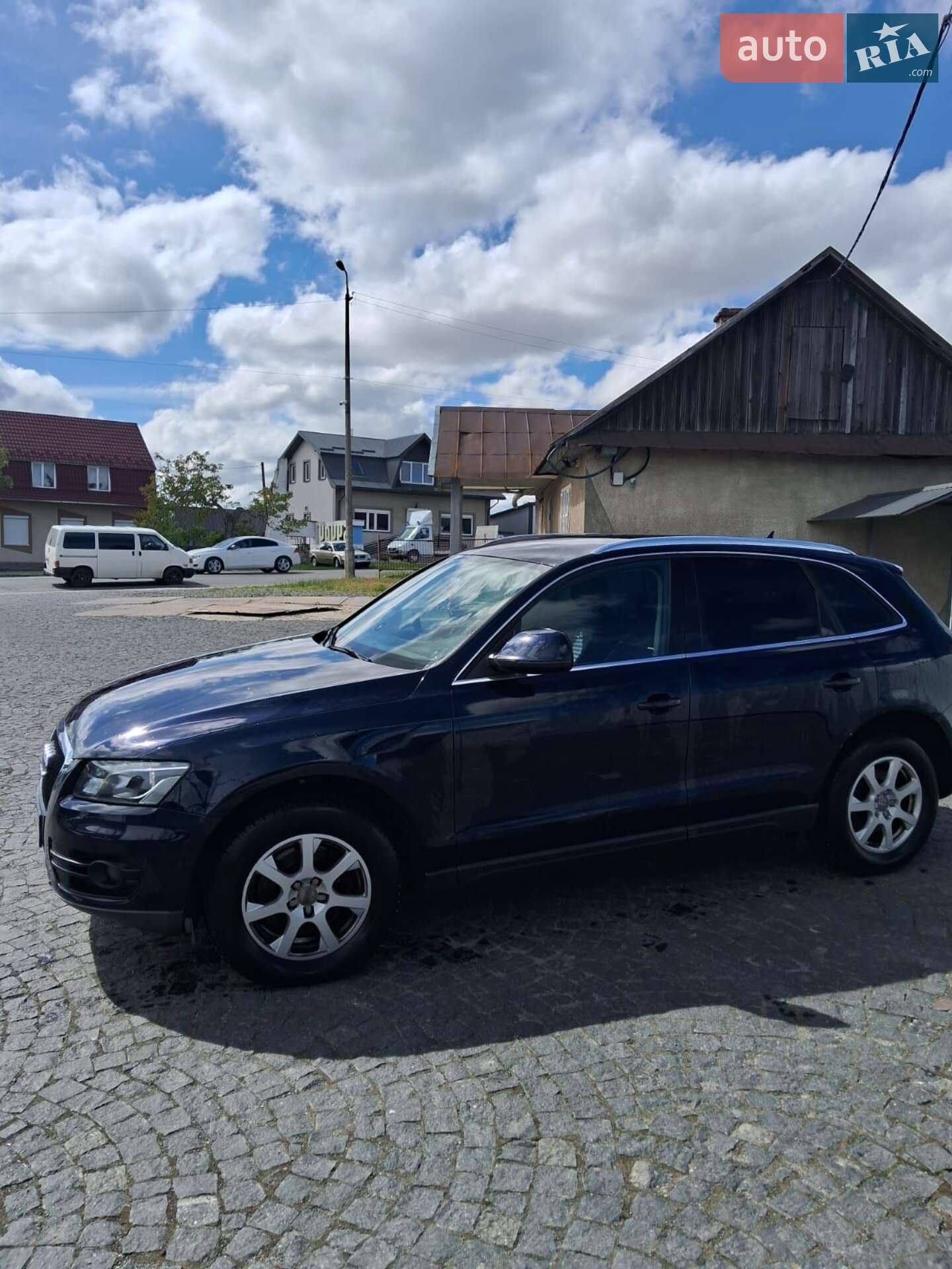 Audi Q5 2010 VIN WAUZZZ8R8BA016316 фото оголошення 5 з 15