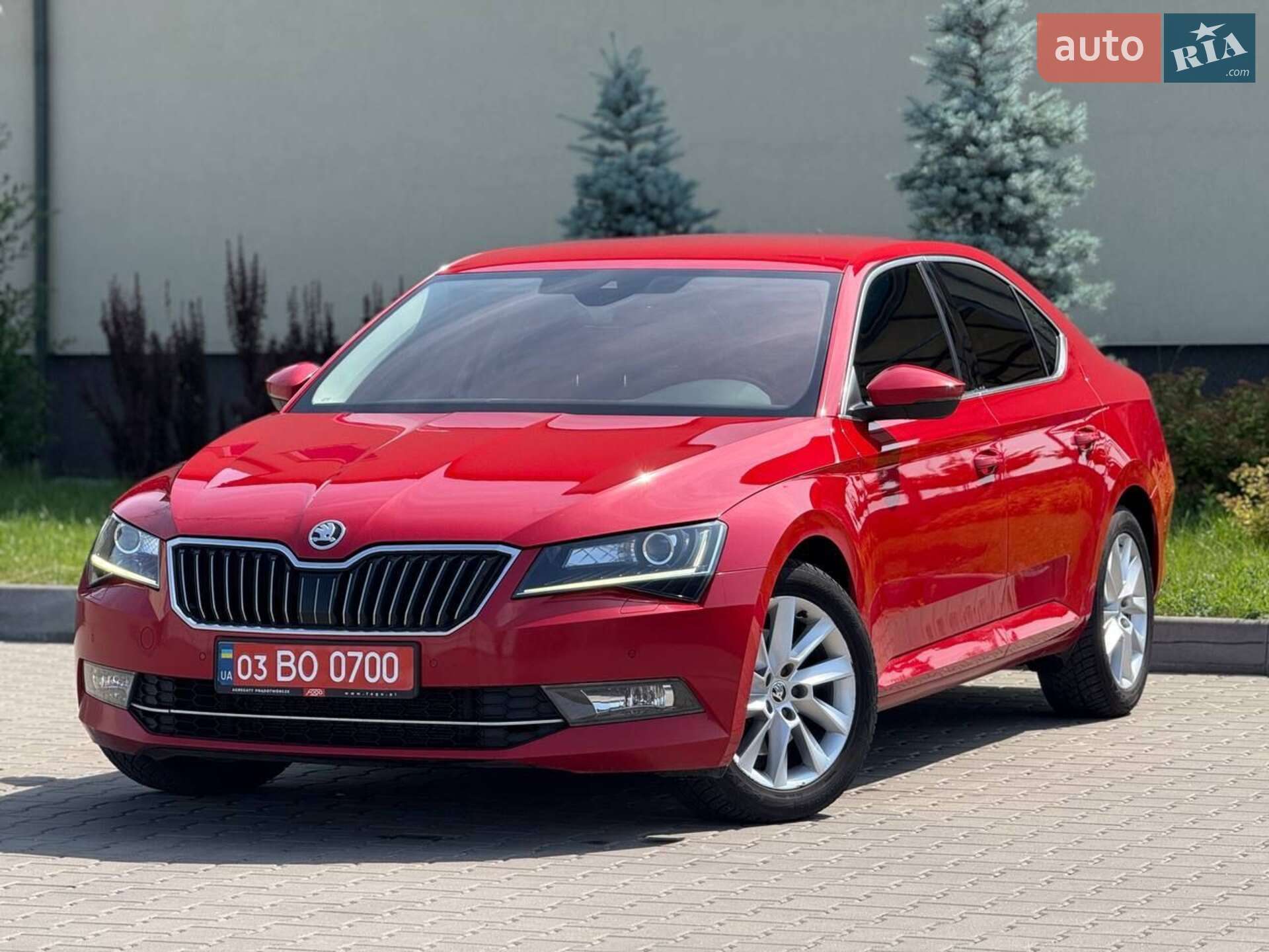 SKODA SUPERB 2018 VIN TMBCJ7NP8J7566019 фото оголошення 14 з 60