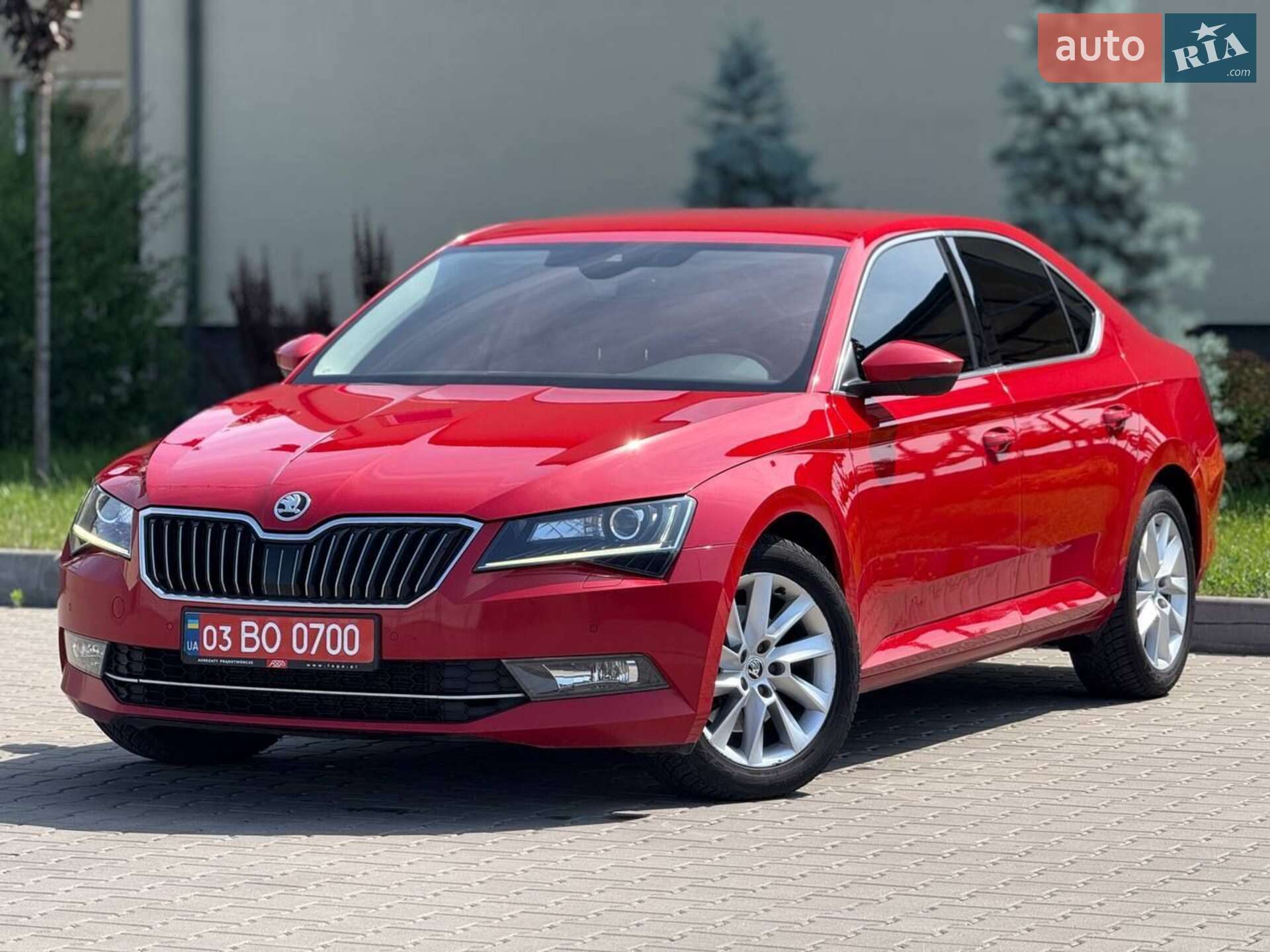 SKODA SUPERB 2018 VIN TMBCJ7NP8J7566019 фото оголошення 28 з 60