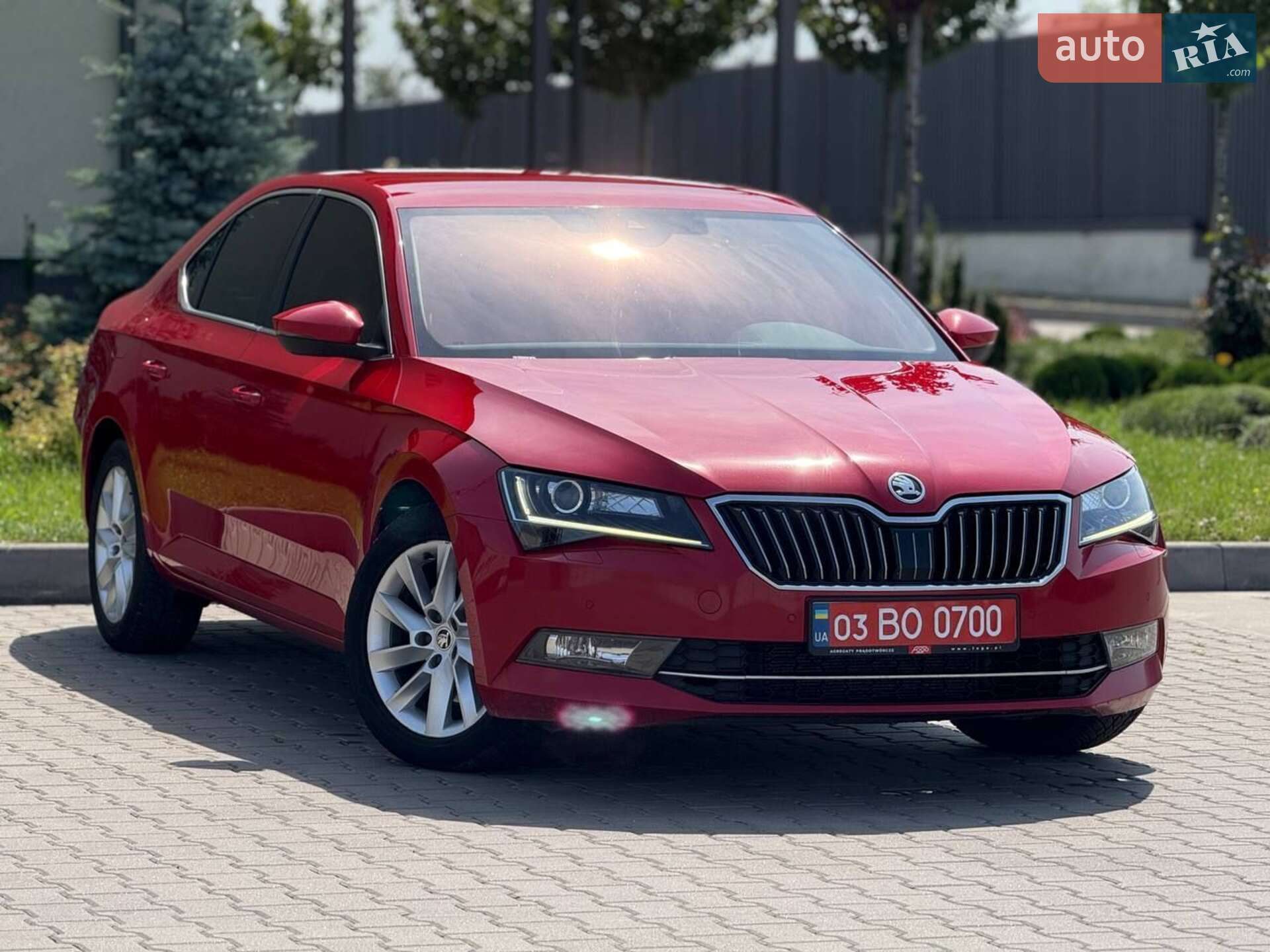 SKODA SUPERB 2018 VIN TMBCJ7NP8J7566019 фото оголошення 32 з 60
