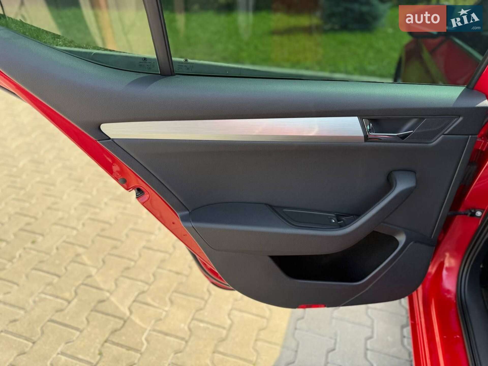 SKODA SUPERB 2018 VIN TMBCJ7NP8J7566019 фото оголошення 40 з 60