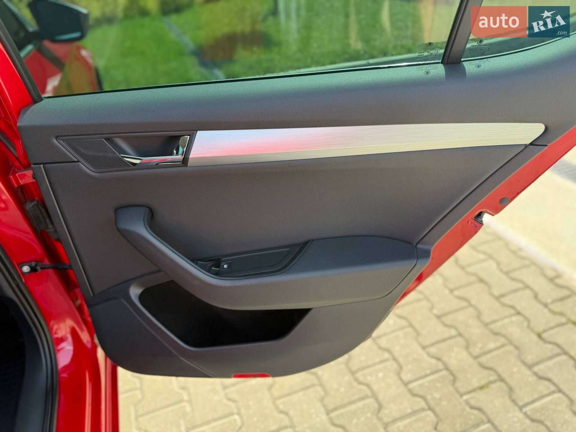 SKODA SUPERB 2018 VIN TMBCJ7NP8J7566019 фото оголошення 41 з 60