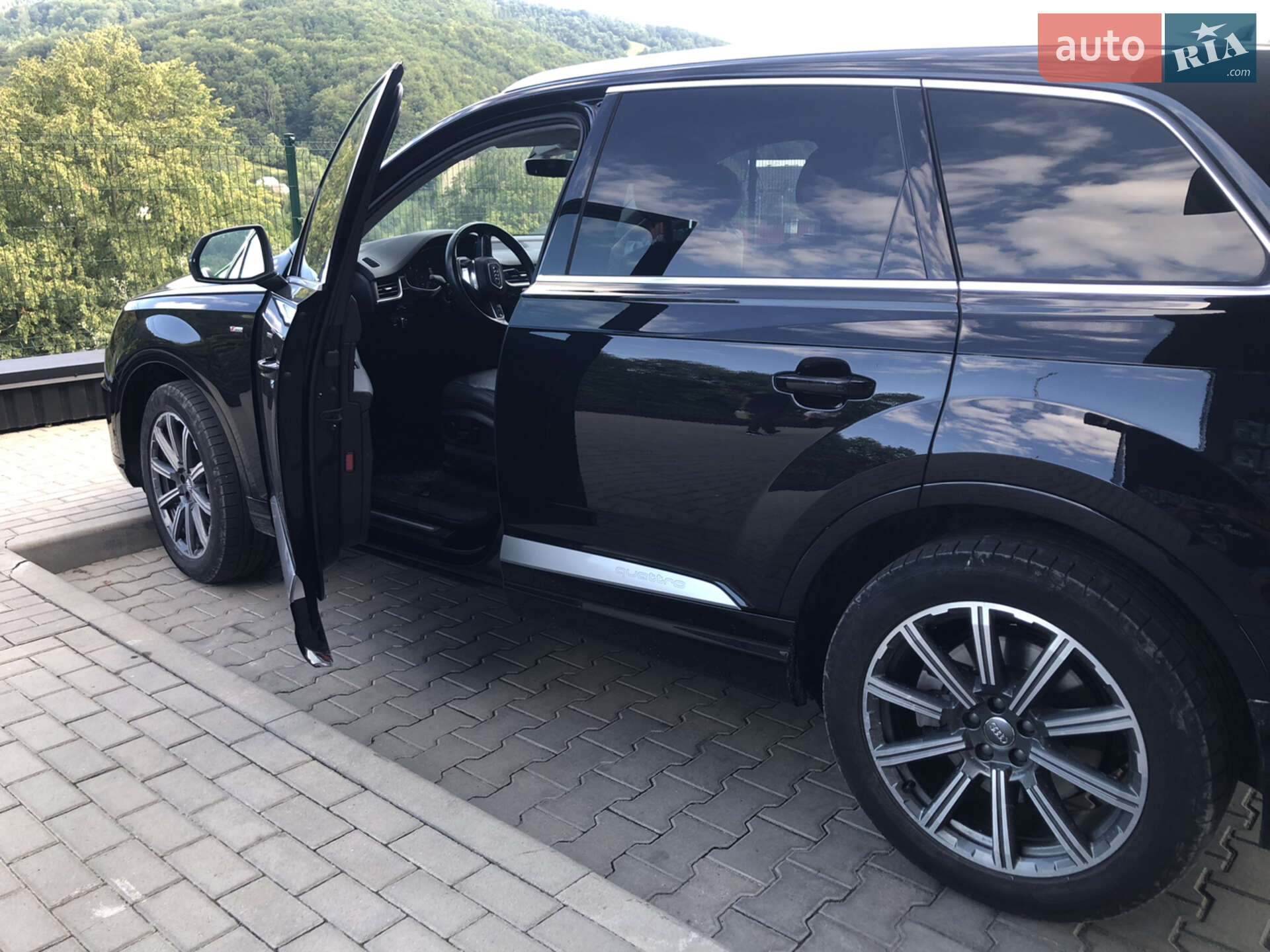 Audi Q7 2015 VIN WA1LAAF70HD000468 фото оголошення 11 з 96