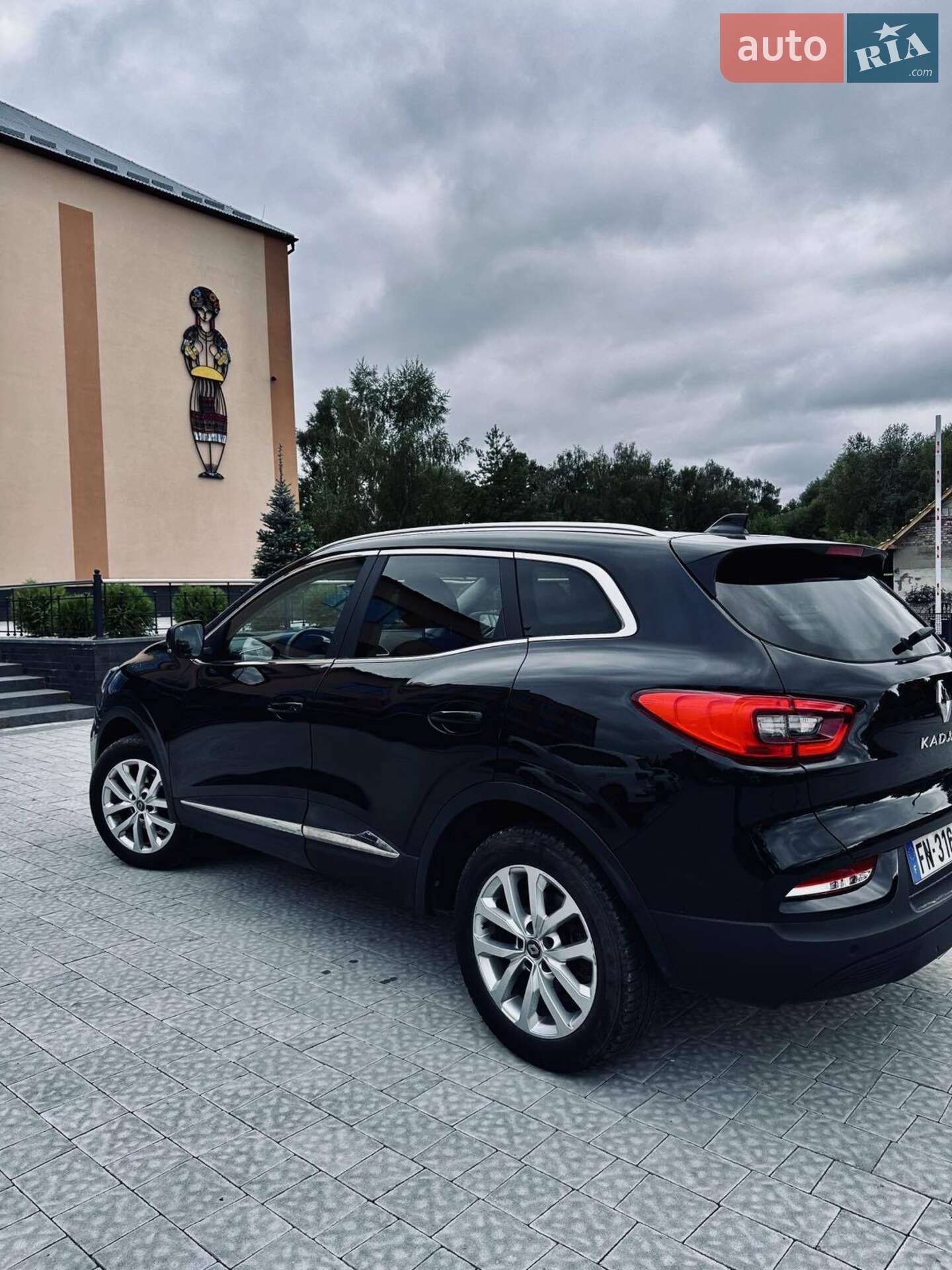 Renault Kadjar 2020 VIN VF1RFE00564916515 фото оголошення 2 з 23