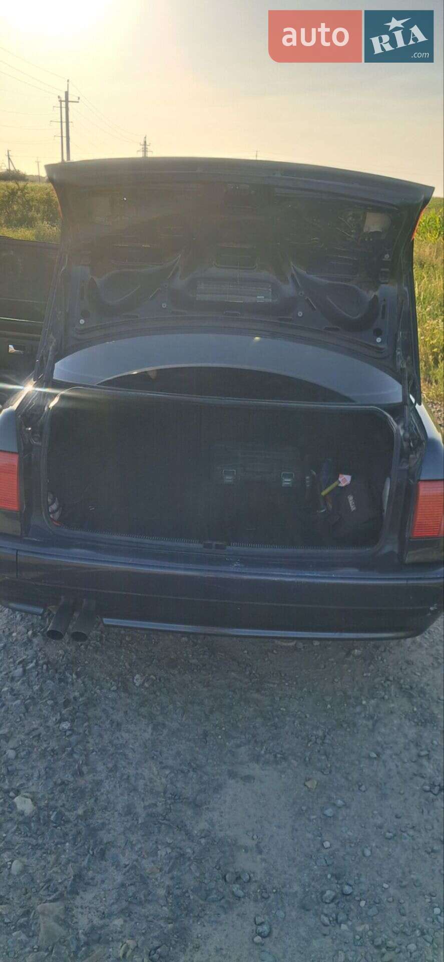 Audi 80 1993 VIN WAUZZZ8CZPA108044 фото оголошення 13 з 36