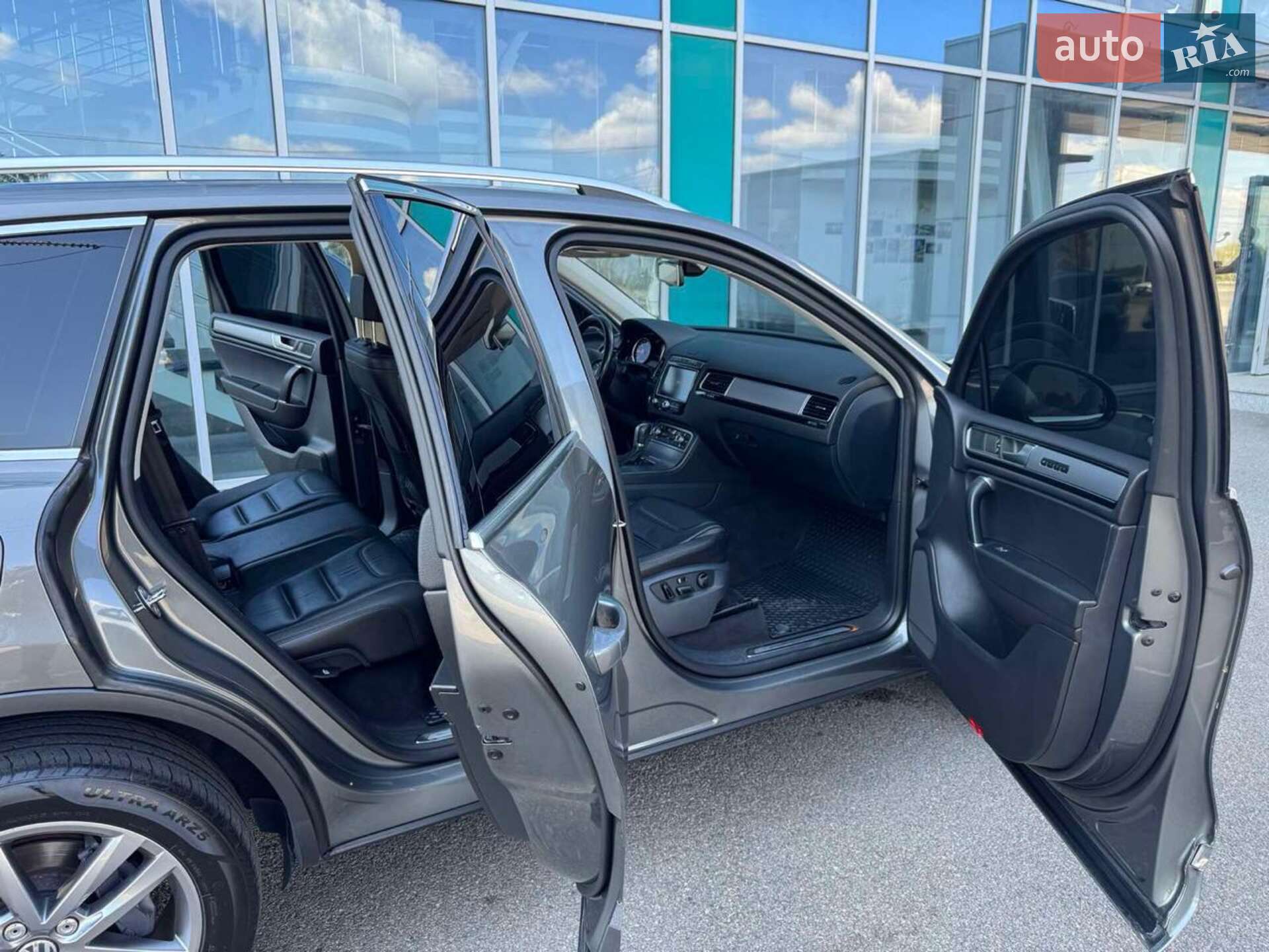 Volkswagen Touareg 2014 VIN WVGZZZ7PZFD004895 фото оголошення 10 з 13