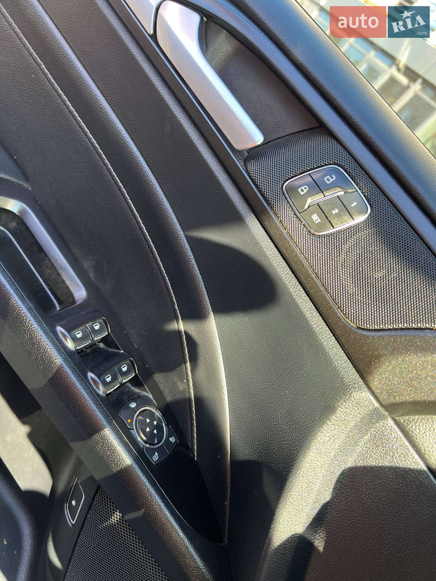 Ford Fusion 2019 VIN 3FA6P0SU7KR200551 фото оголошення 11 з 11