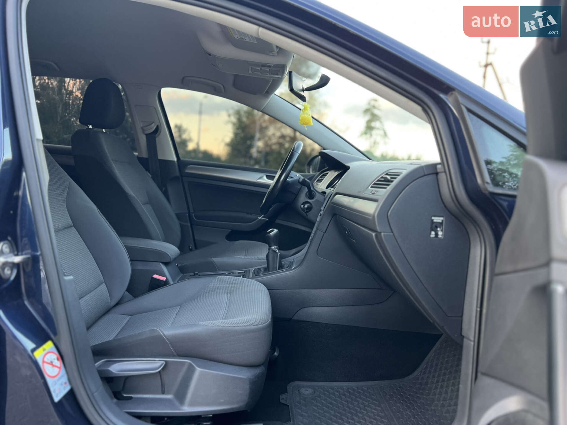 Volkswagen Golf 2014 VIN WVWZZZAUZEP565838 фото оголошення 60 з 62