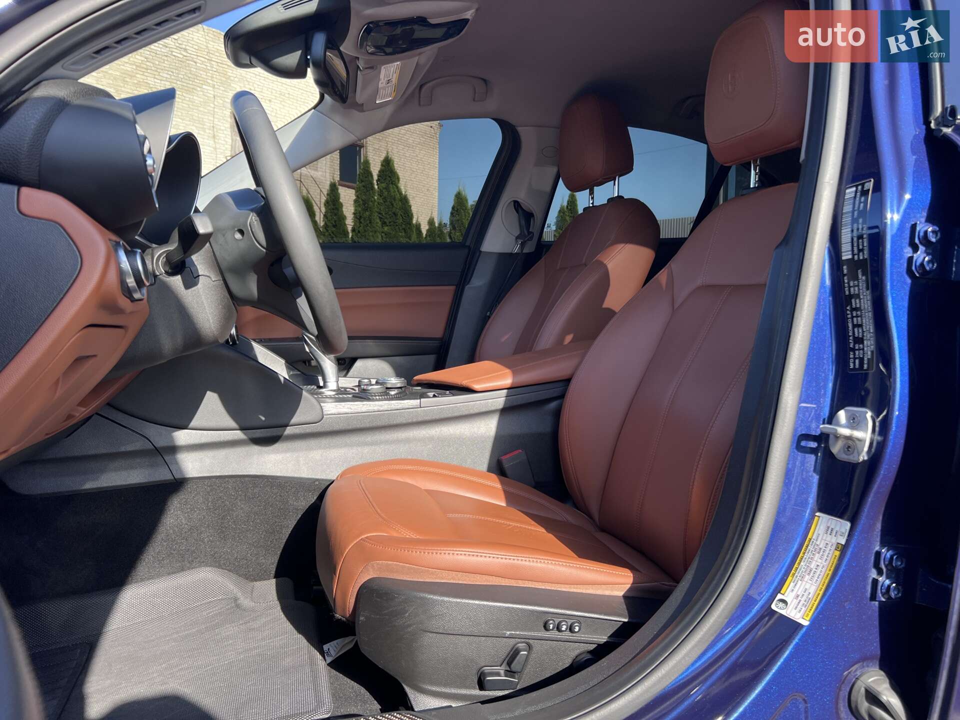 Alfa Romeo Giulia 2018 VIN ZARFAEDN7J7590223 фото оголошення 15 з 53