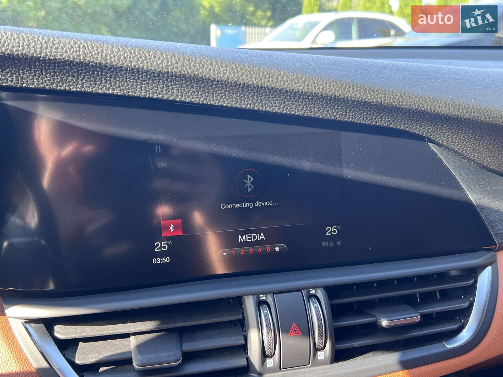 Alfa Romeo Giulia 2018 VIN ZARFAEDN7J7590223 фото оголошення 23 з 53