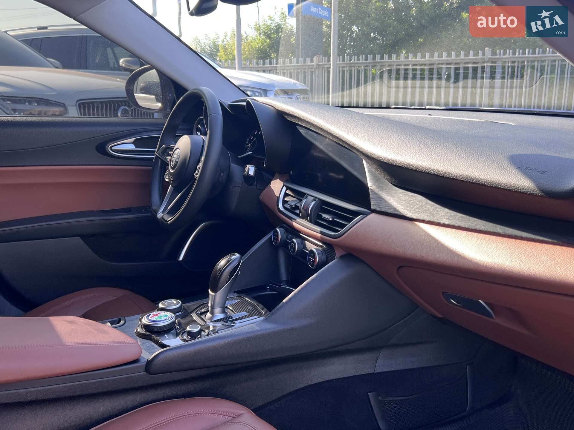 Alfa Romeo Giulia 2018 VIN ZARFAEDN7J7590223 фото оголошення 32 з 53