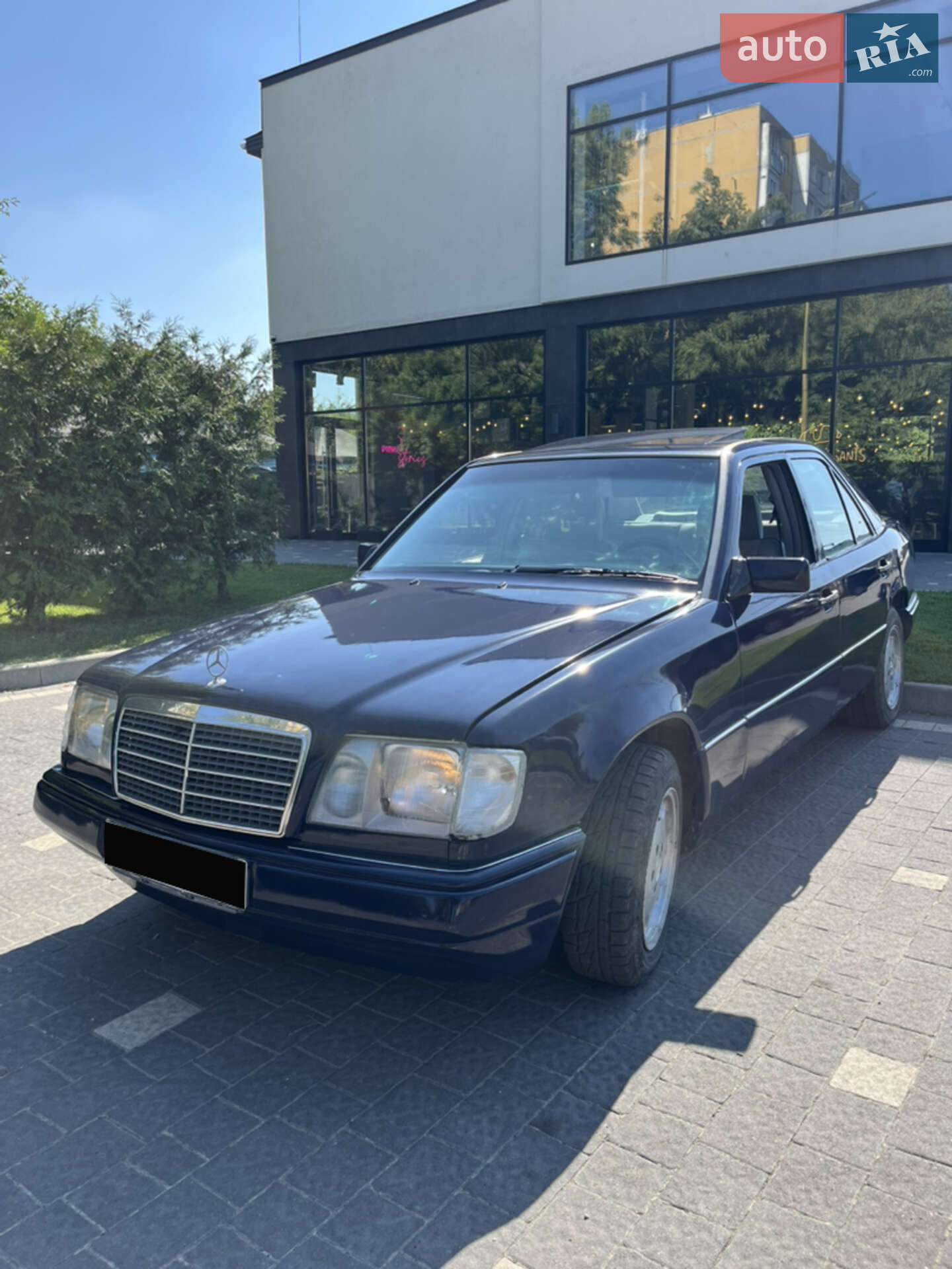 Mercedes-Benz E-Class 1995 VIN WDB1240191J086057 фото оголошення 3 з 16