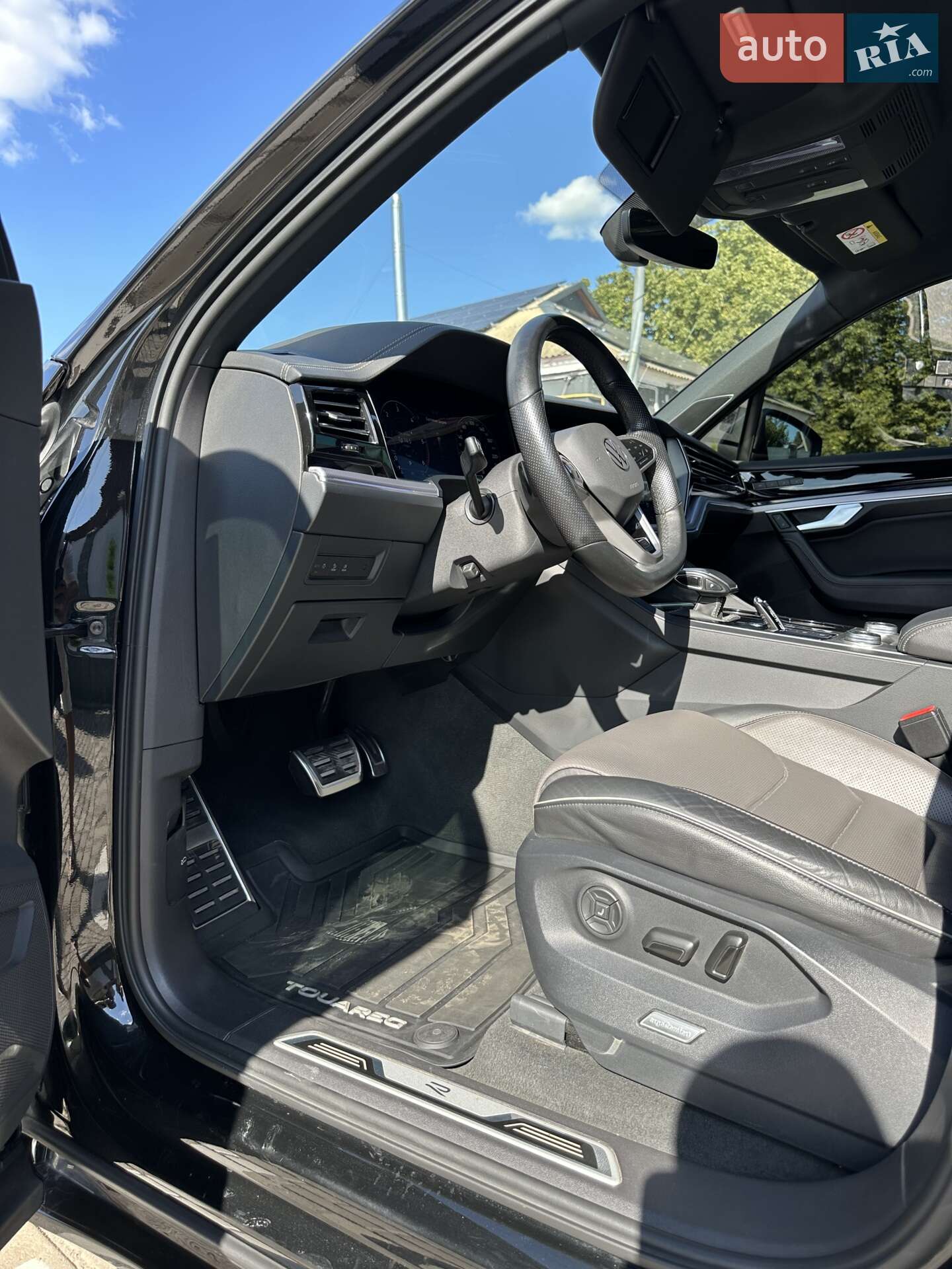 Volkswagen Touareg 2023 VIN WVGZZZCR6PD025981 фото оголошення 11 з 34