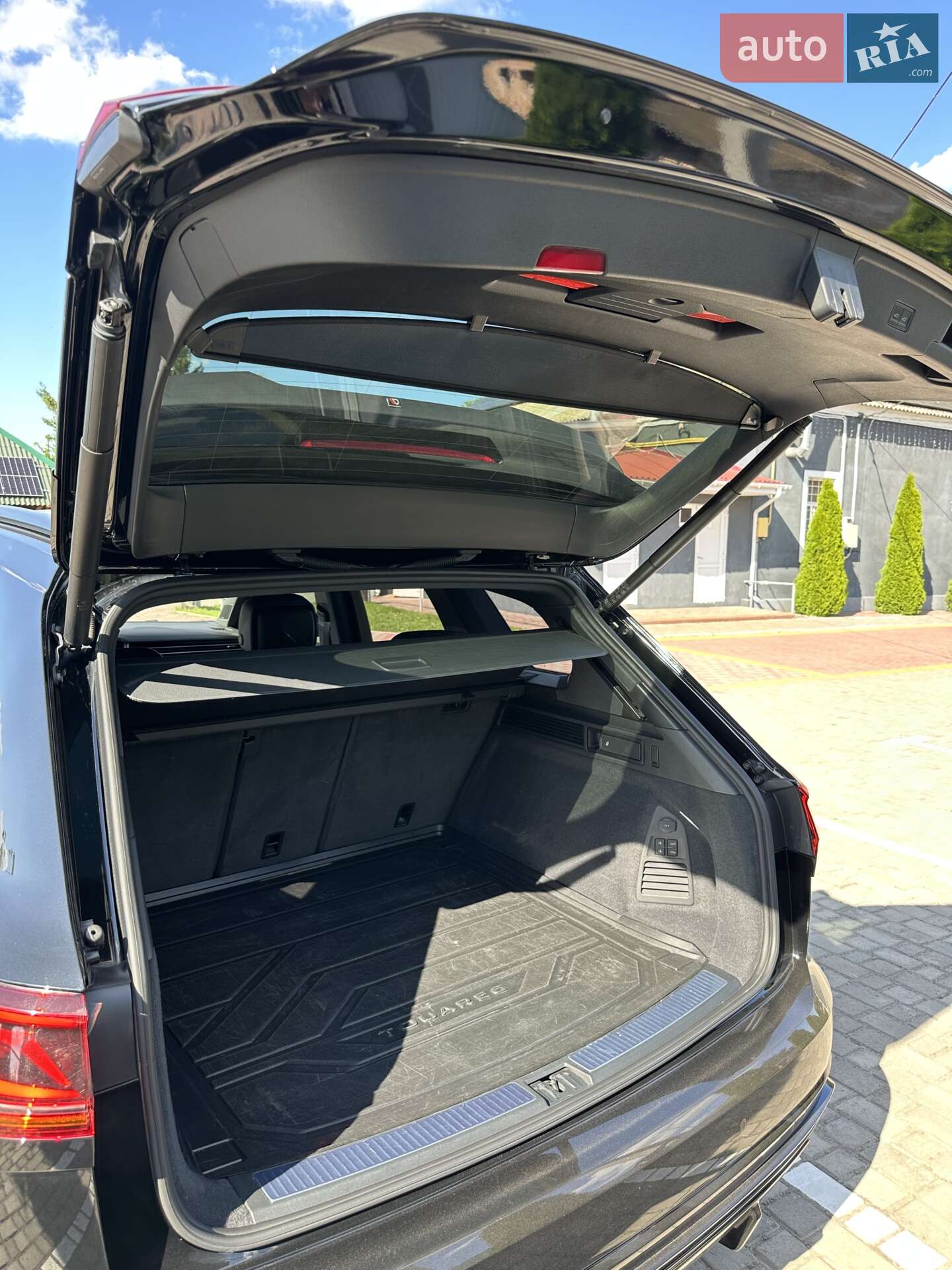 Volkswagen Touareg 2023 VIN WVGZZZCR6PD025981 фото оголошення 18 з 34