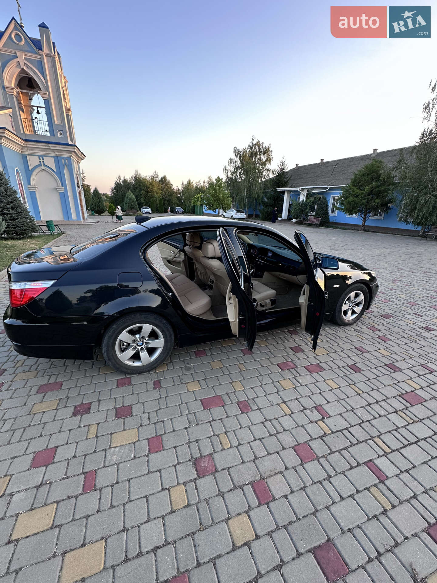 BMW 5 Series 2008 VIN WBANT11090CW02179 фото оголошення 9 з 16