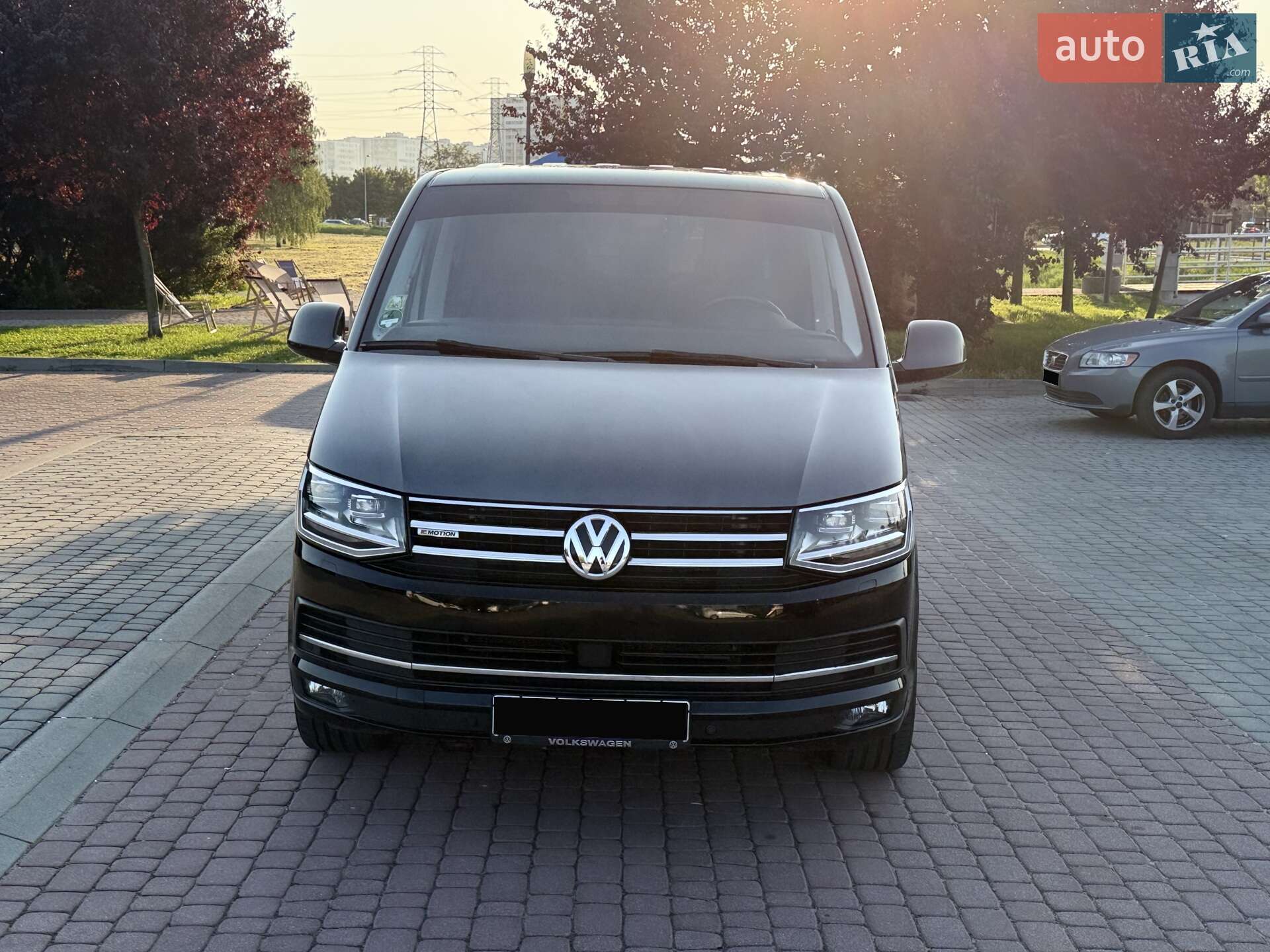 Volkswagen Multivan 2018 VIN WV2ZZZ7HZJH172007 фото оголошення 18 з 46